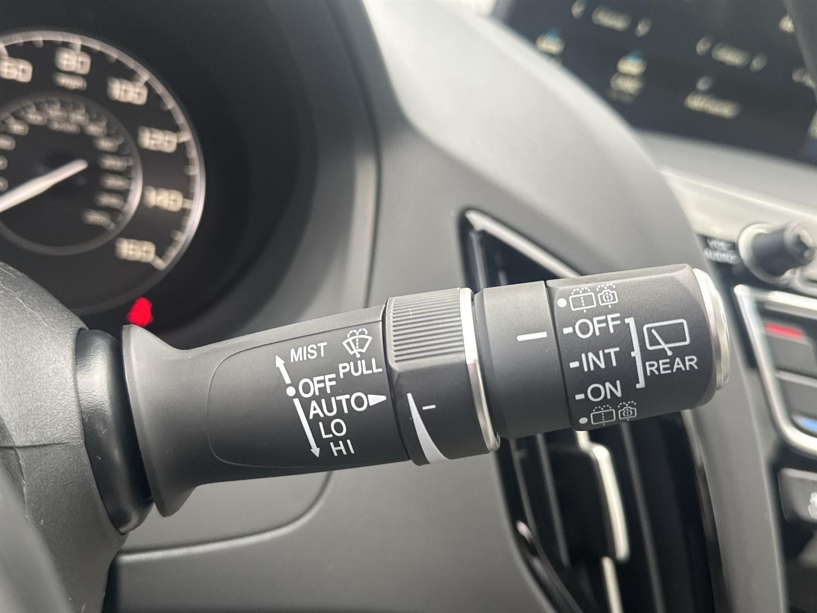 Thumbnail: 2026 Acura RDX - 21