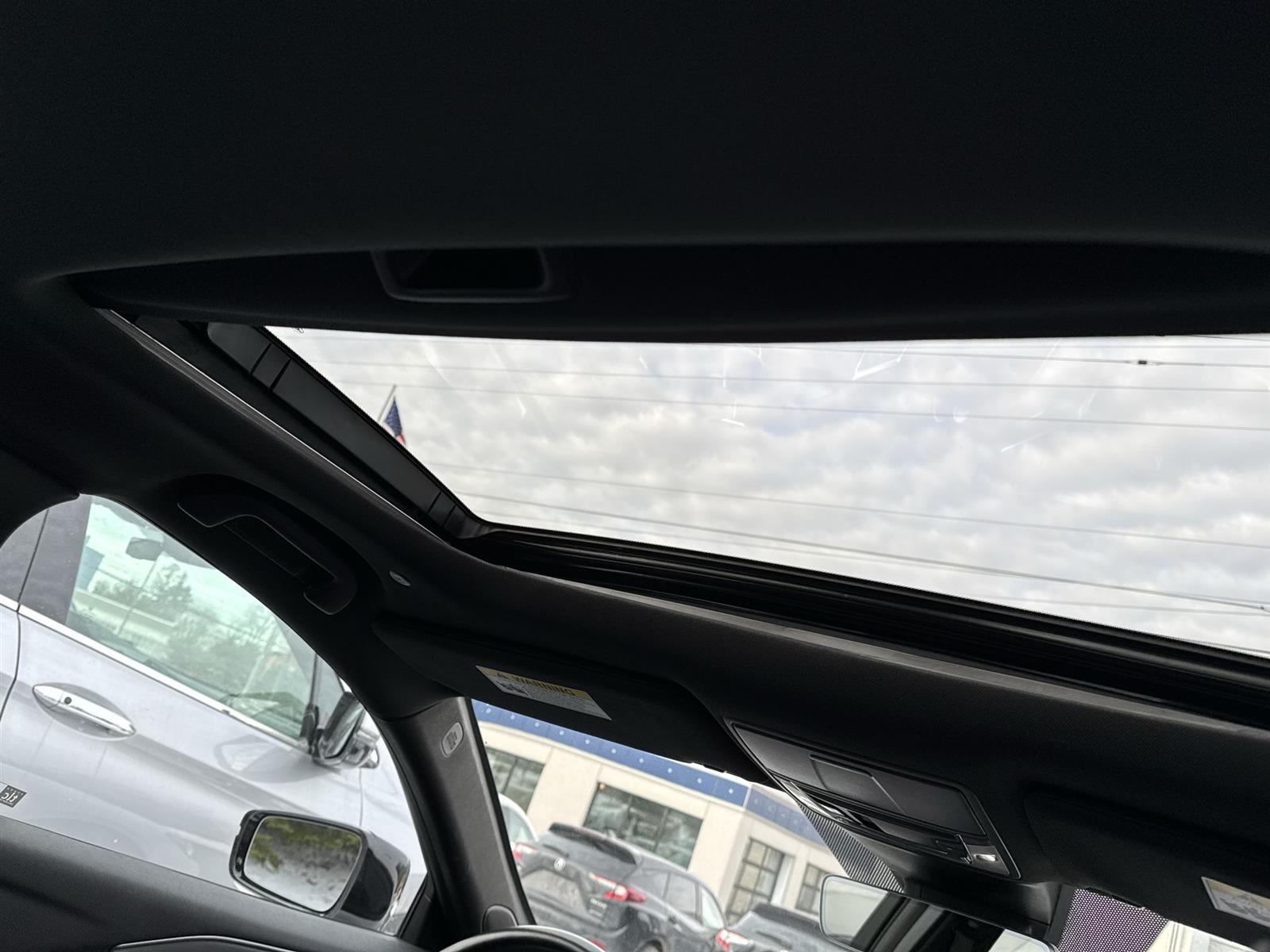 Thumbnail: 2023 Acura TLX - 18