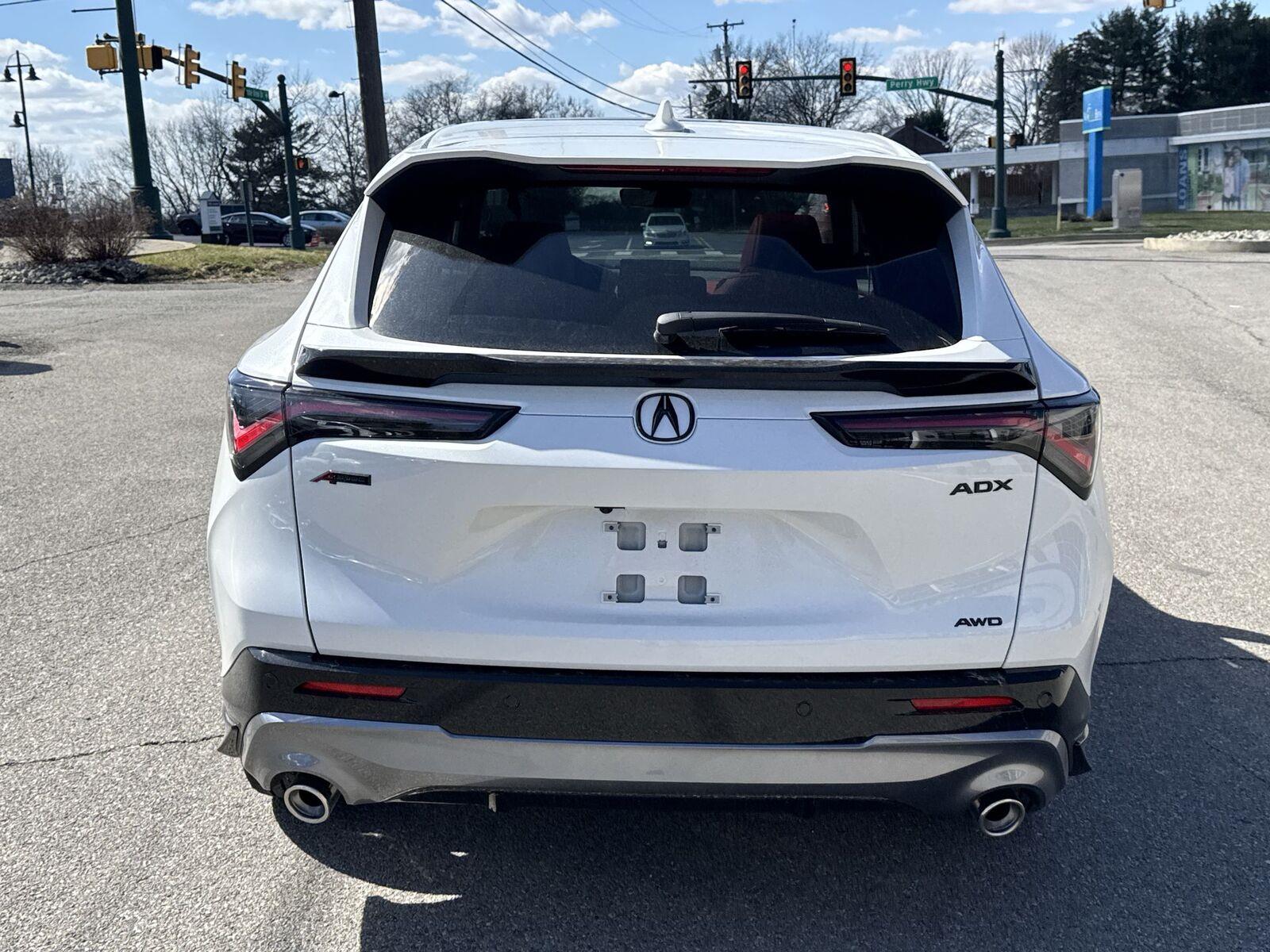 Thumbnail: 2025 Acura ADX - 4