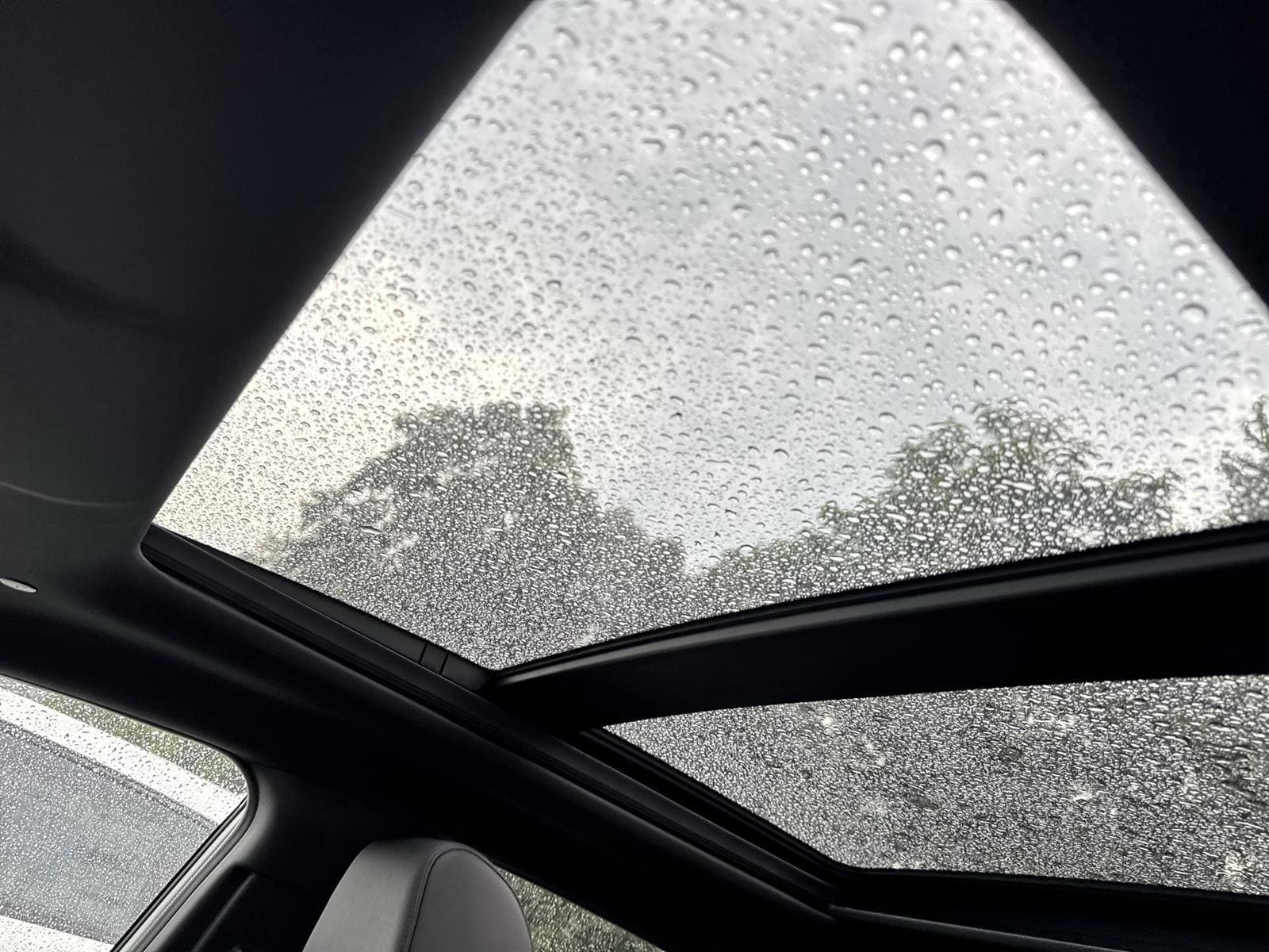 Thumbnail: 2025 Acura ADX - 13