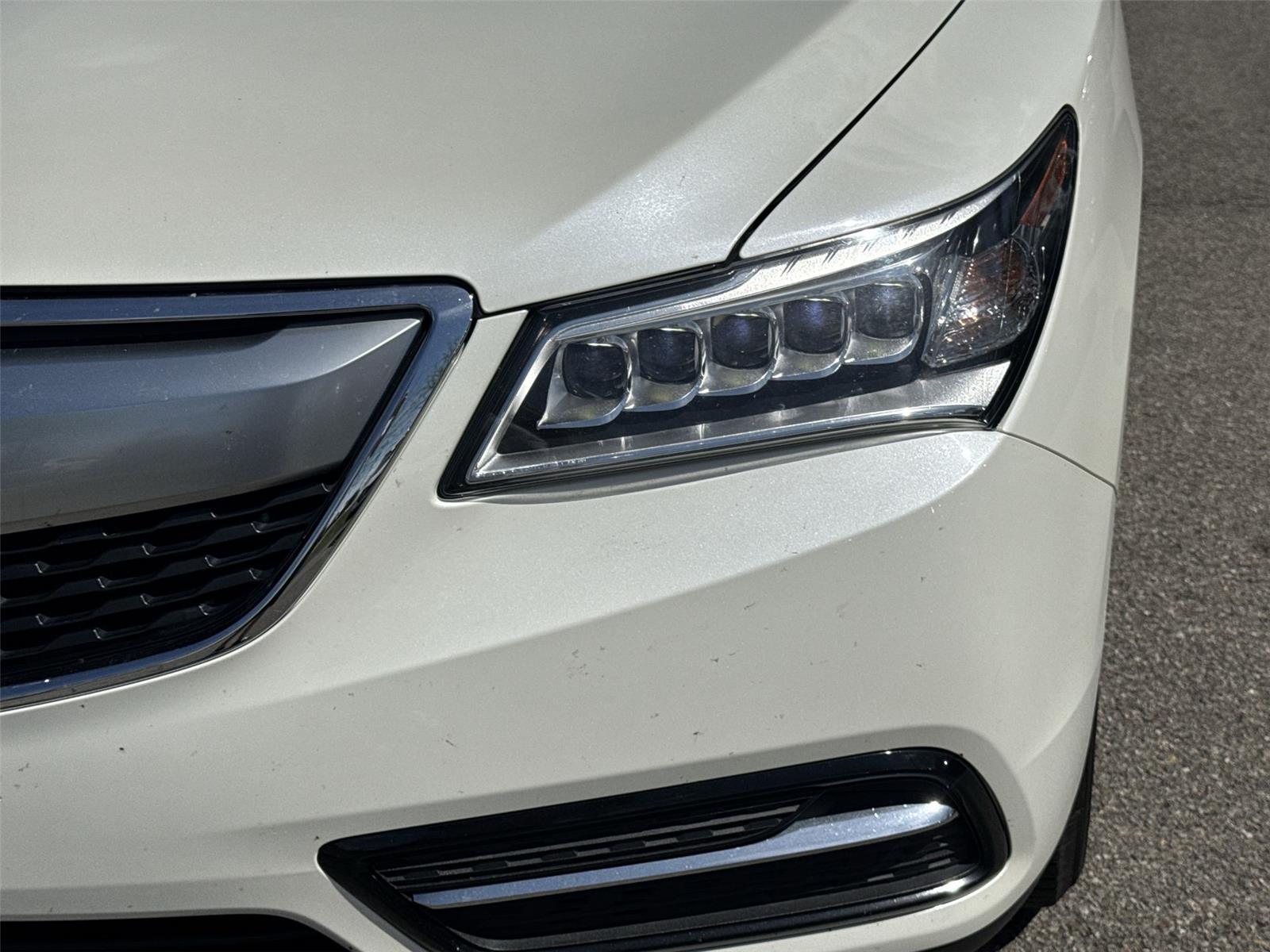 Thumbnail: 2016 Acura MDX - 8