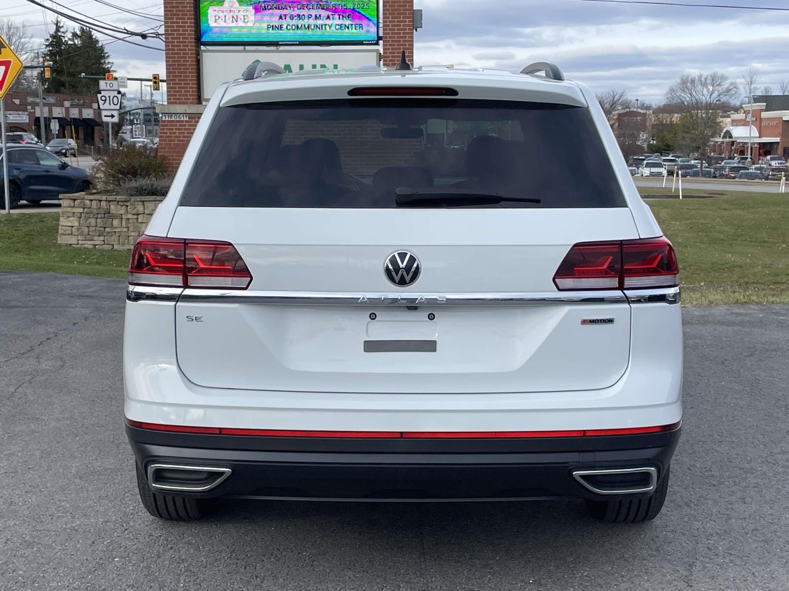 Thumbnail: 2023 Kia Seltos - 36