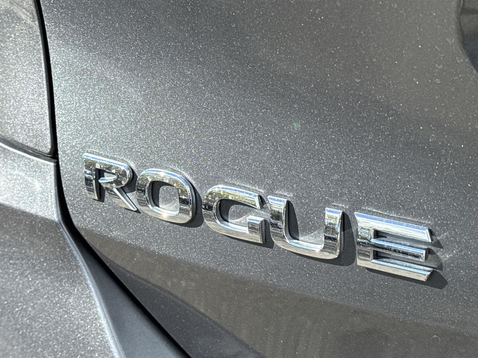 Thumbnail: 2020 Nissan Rogue - 10
