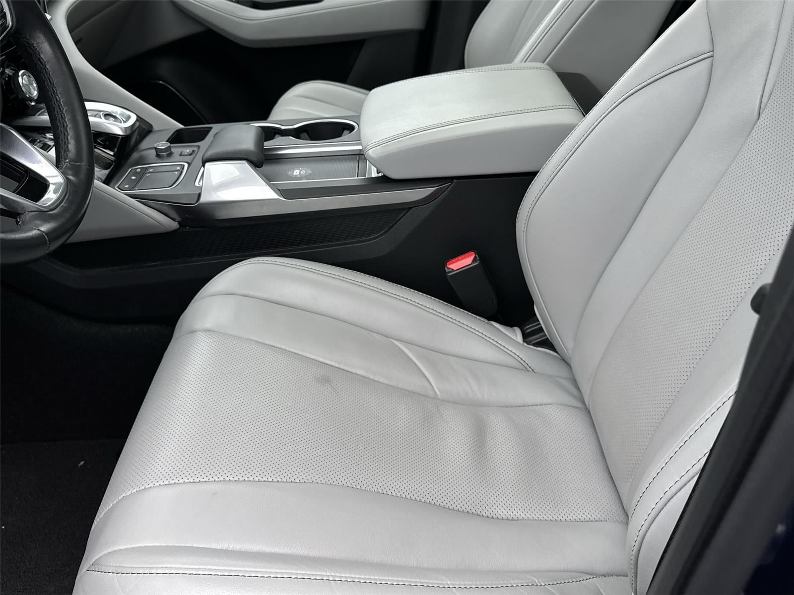 Thumbnail: 2023 Acura MDX - 12