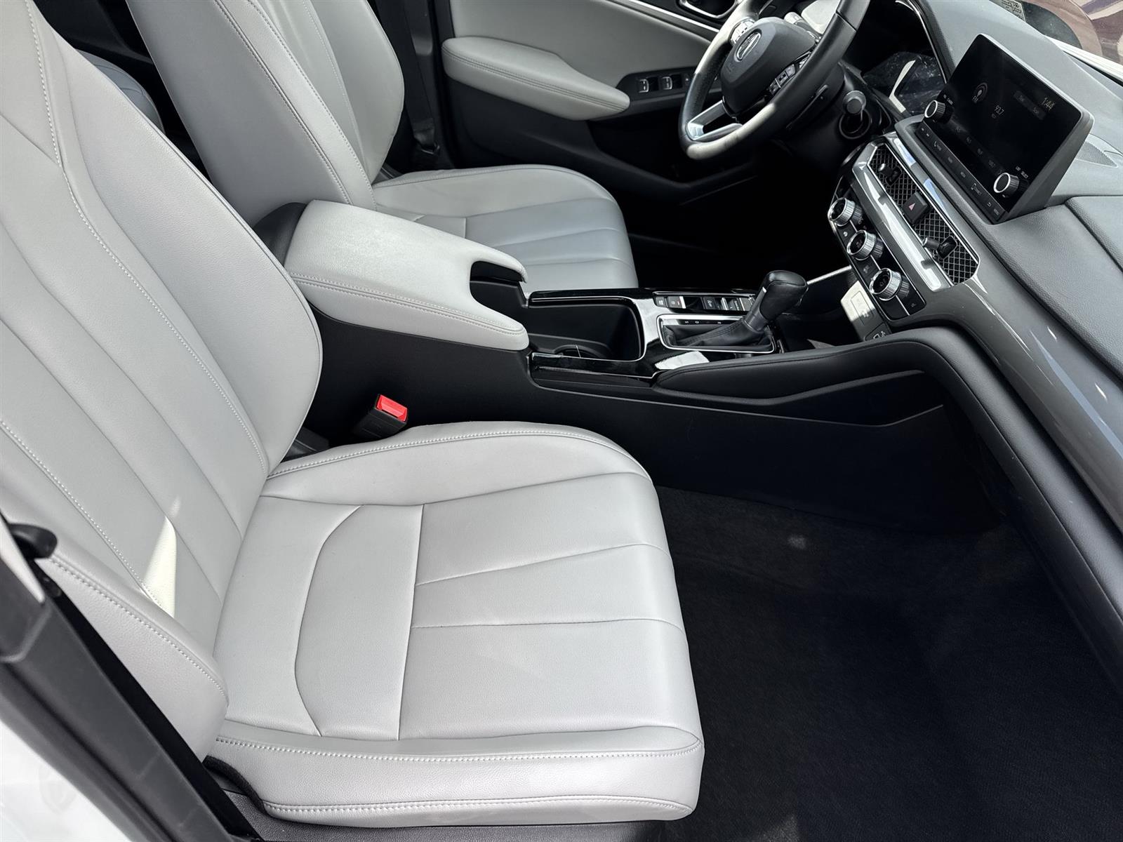 Thumbnail: 2023 Acura Integra - 19