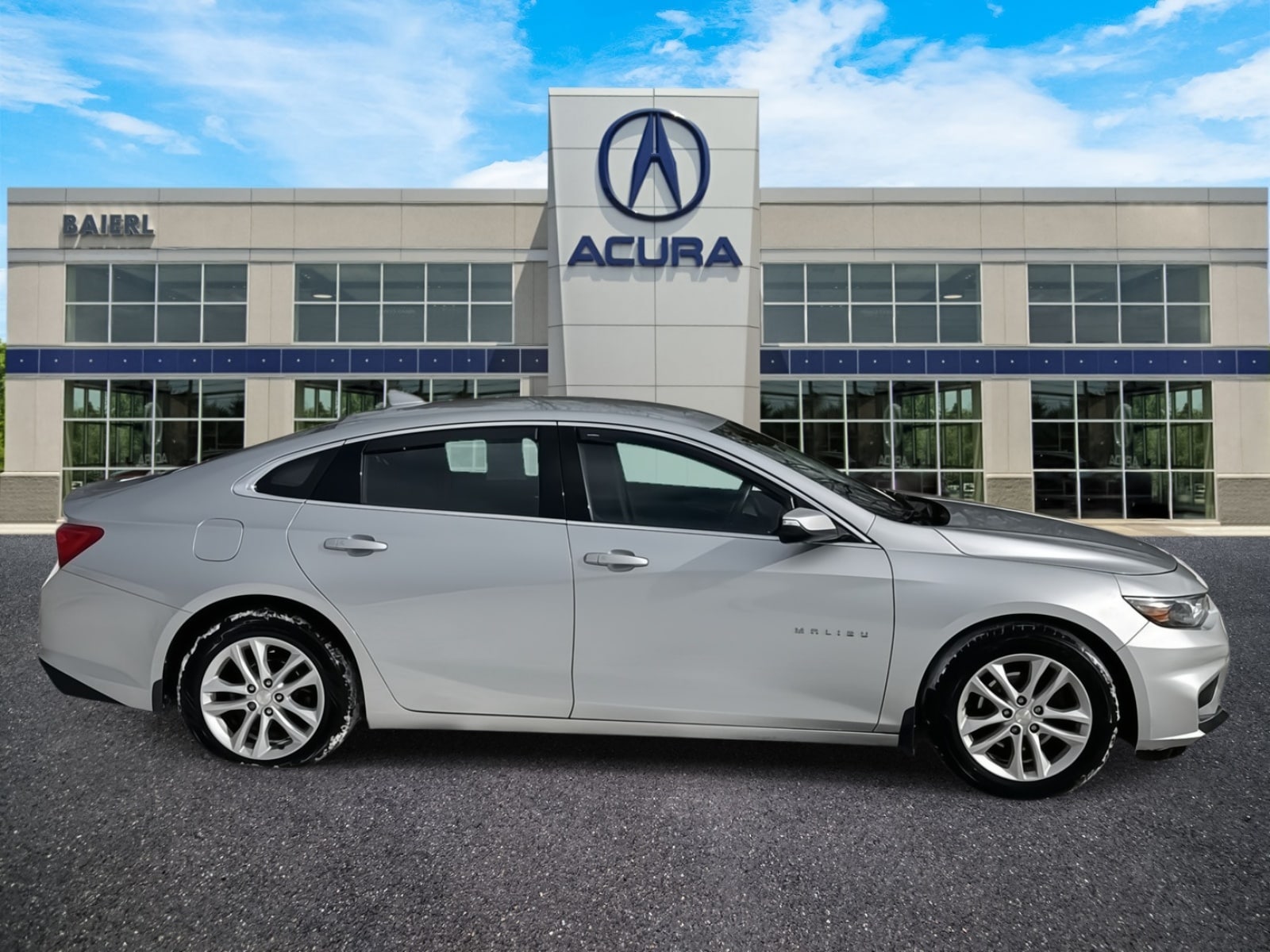 Thumbnail: 2017 Chevrolet Malibu - 6