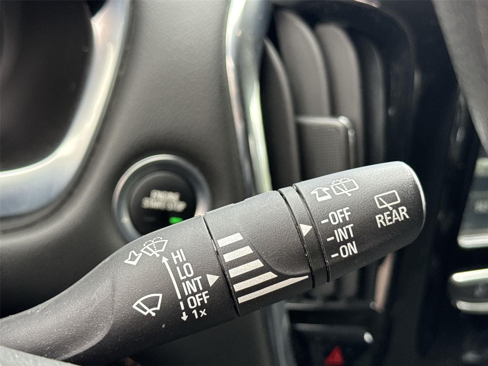 Thumbnail: 2018 Chevrolet Traverse - 20