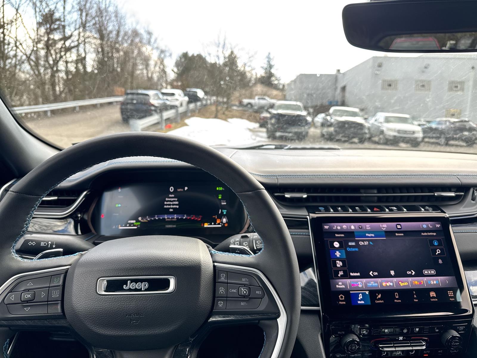 Thumbnail: 2023 Jeep Grand Cherokee - 12