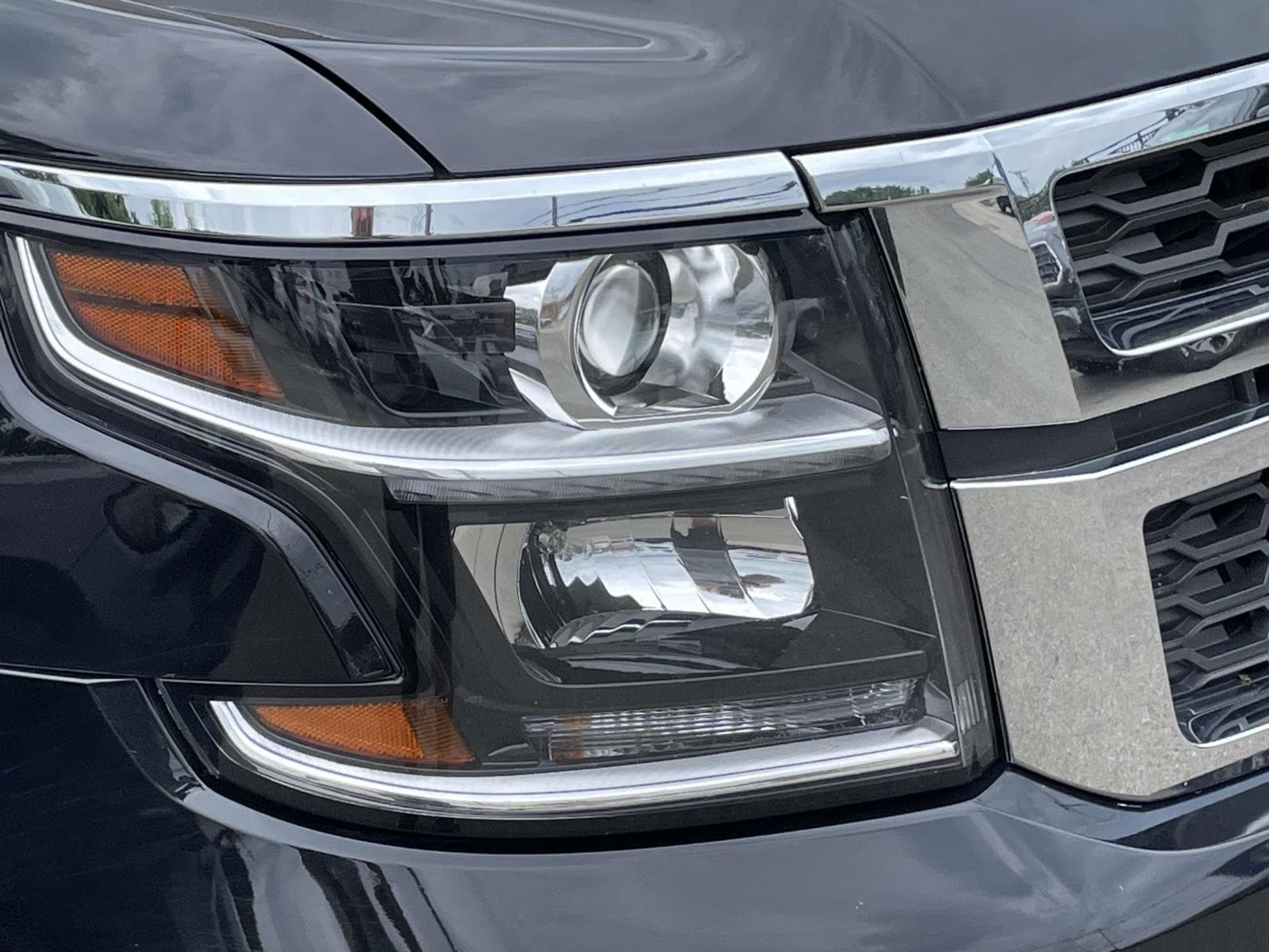 Thumbnail: 2018 Chevrolet Tahoe - 8