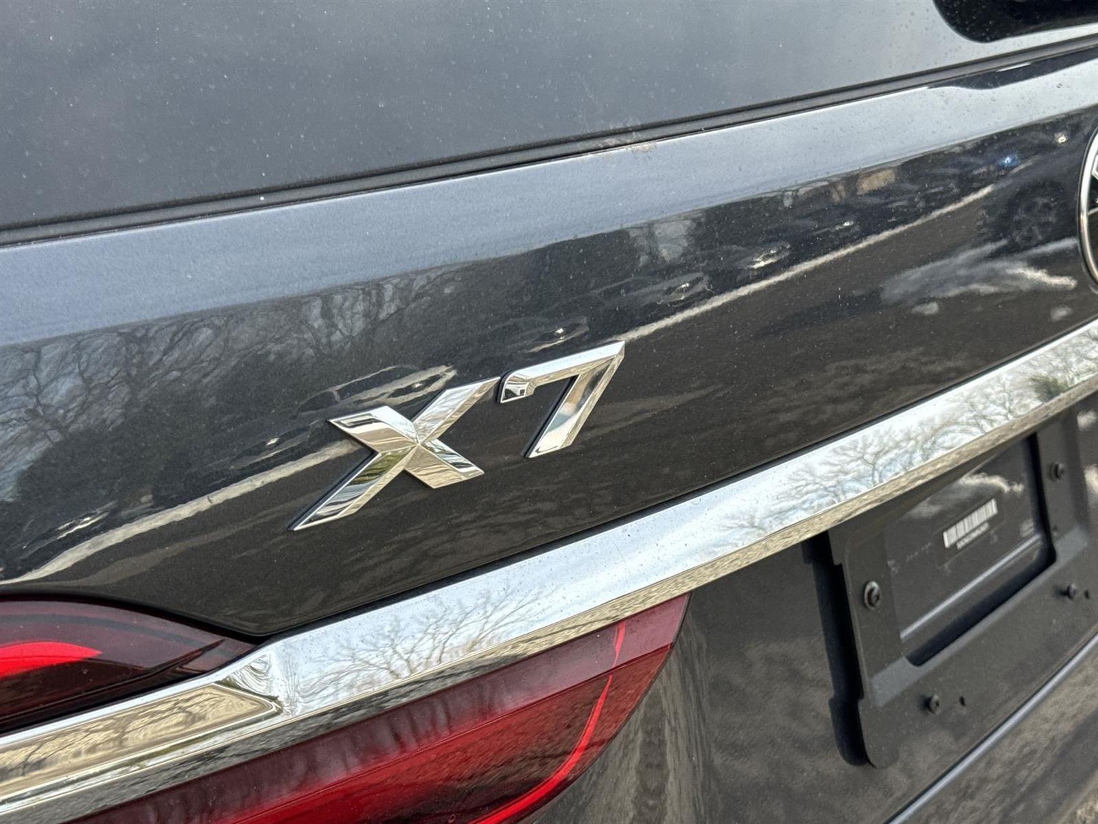Thumbnail: 2021 BMW X7 - 10