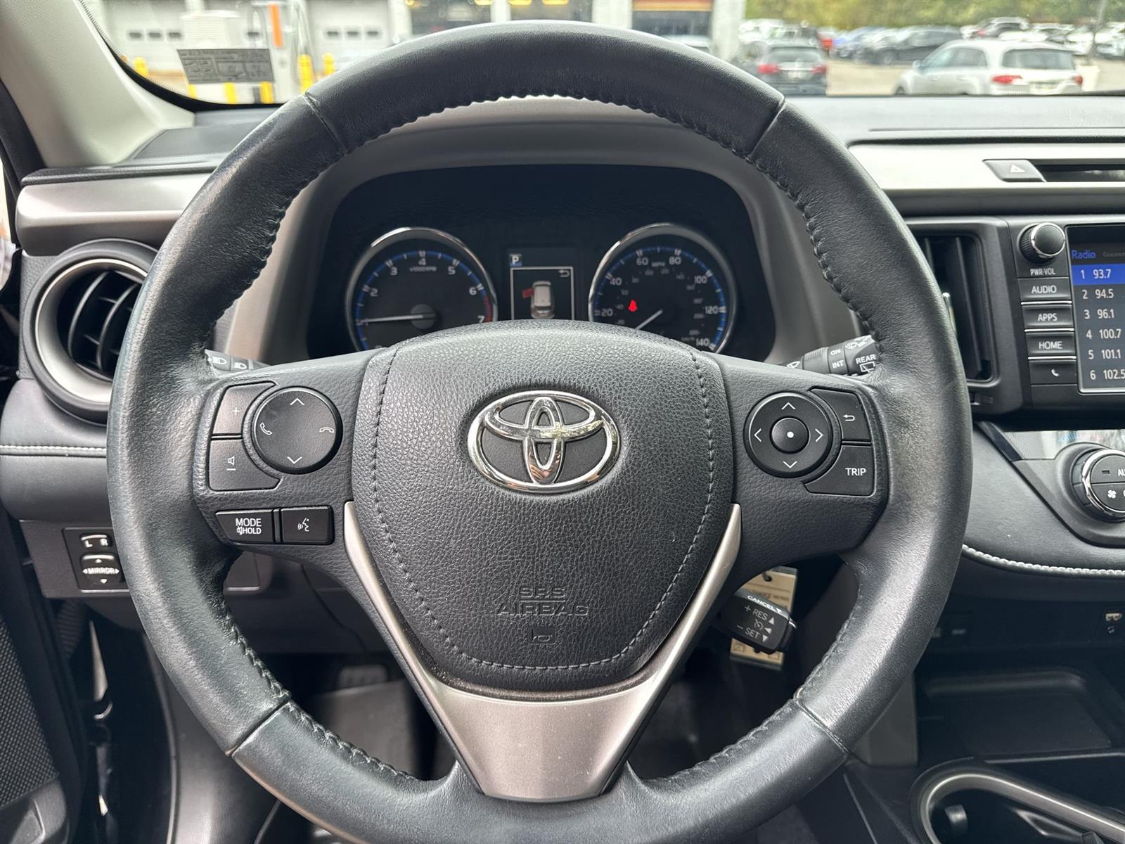 Thumbnail: 2016 Toyota RAV4 - 18