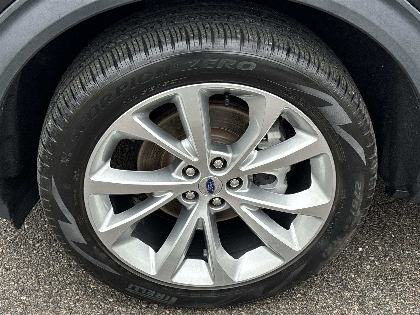 Thumbnail: 2022 Ford Explorer - 10