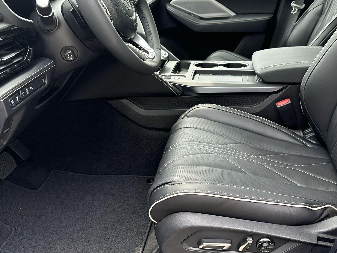 Thumbnail: 2026 Acura MDX - 12