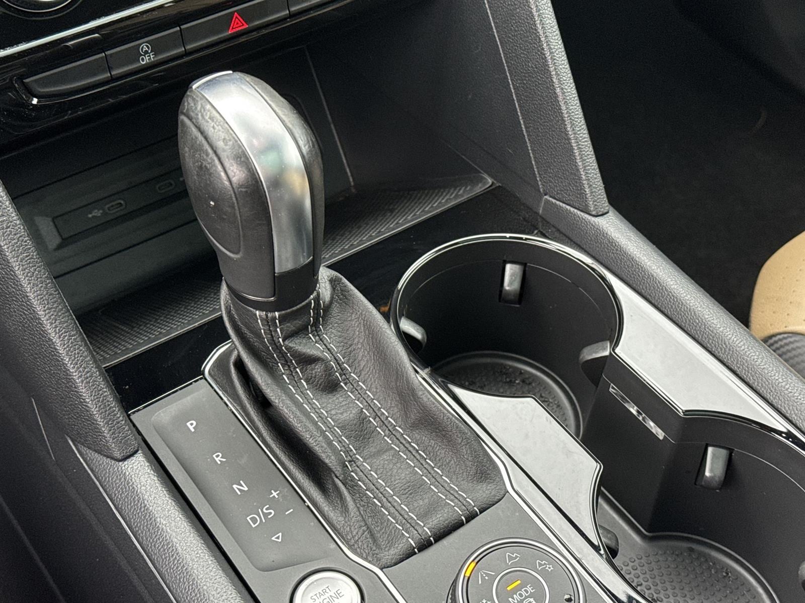 Thumbnail: 2022 Volkswagen Atlas - 28