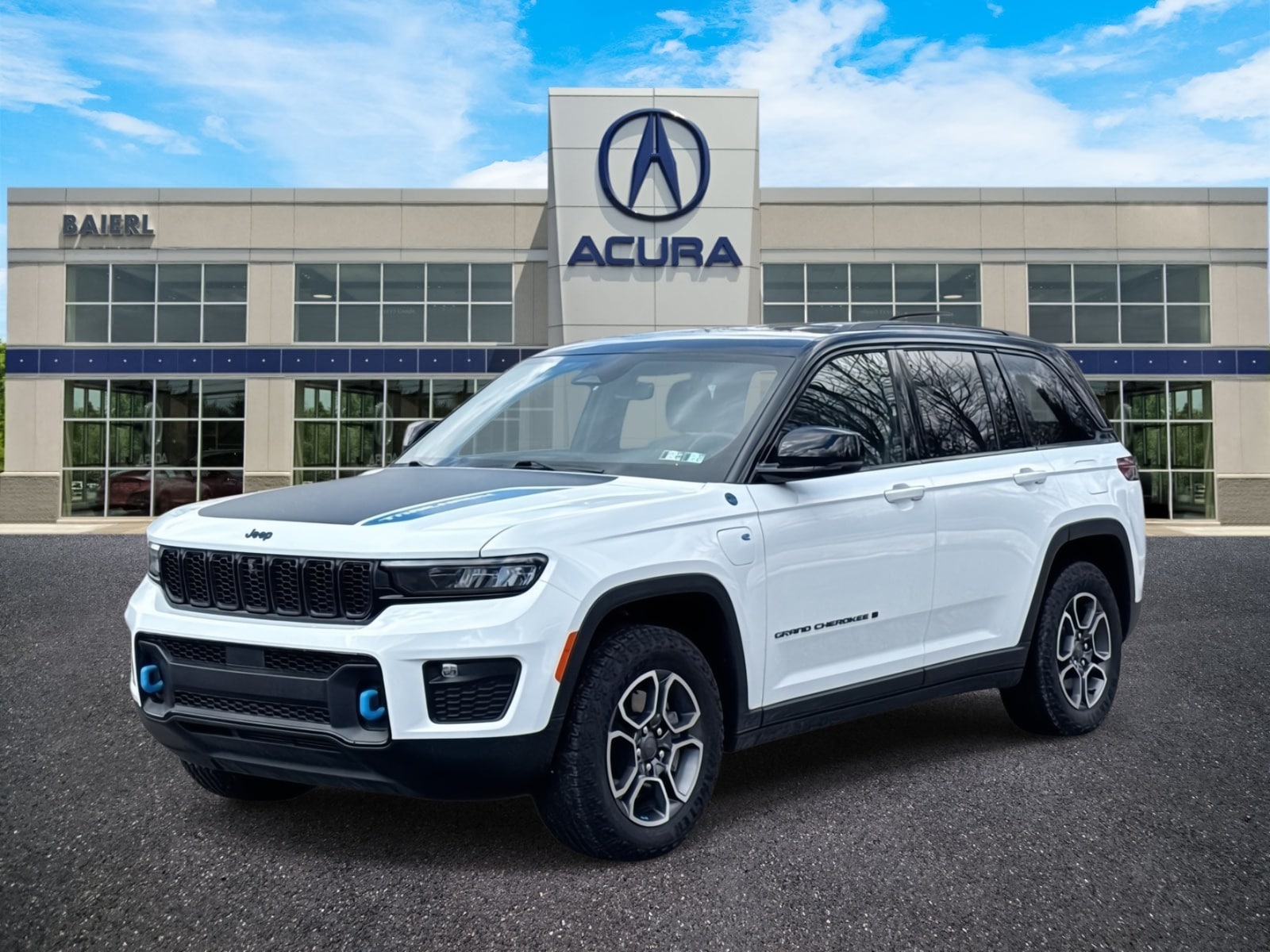 Thumbnail: 2023 Jeep Grand Cherokee - 1