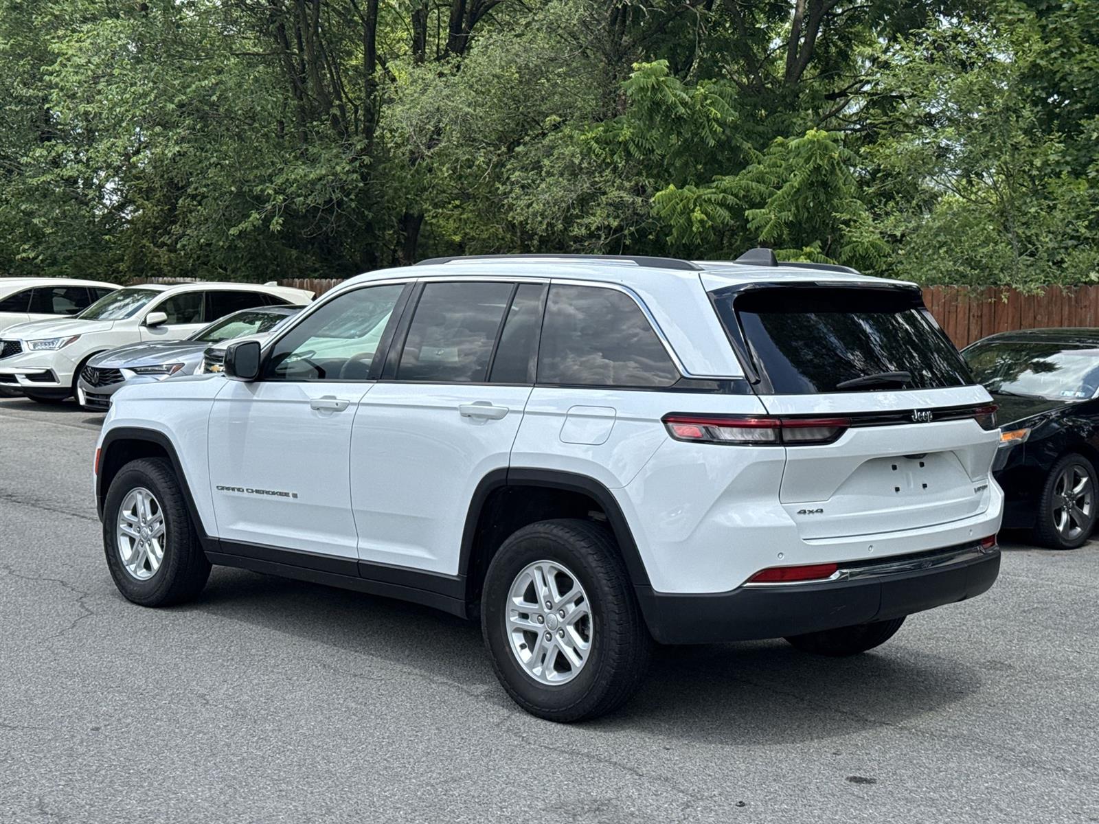 Thumbnail: 2022 Jeep Grand Cherokee - 3