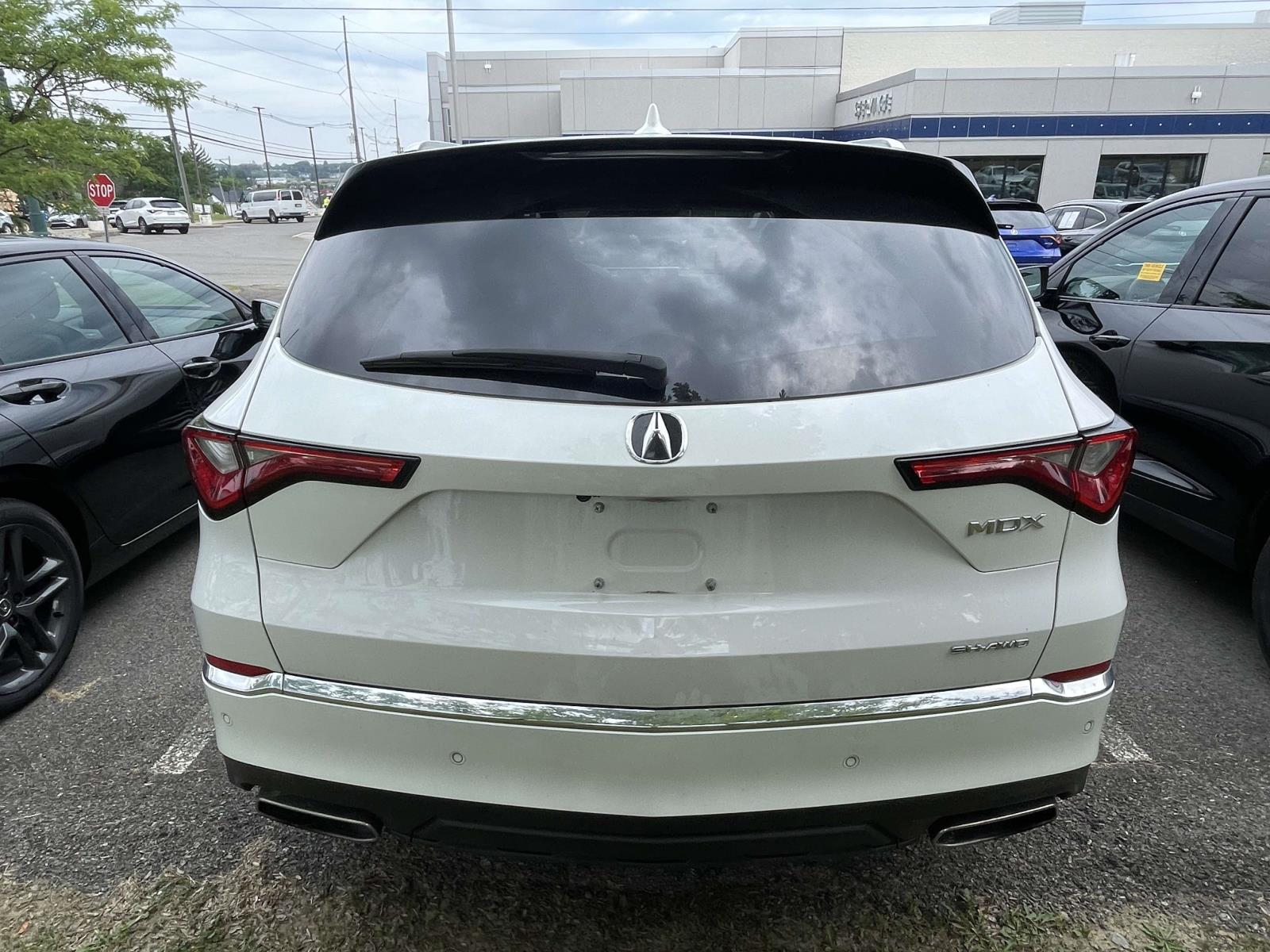 Thumbnail: 2023 Acura MDX - 5