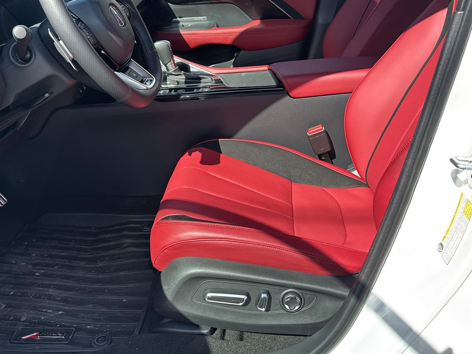 Thumbnail: 2025 Acura ADX - 12