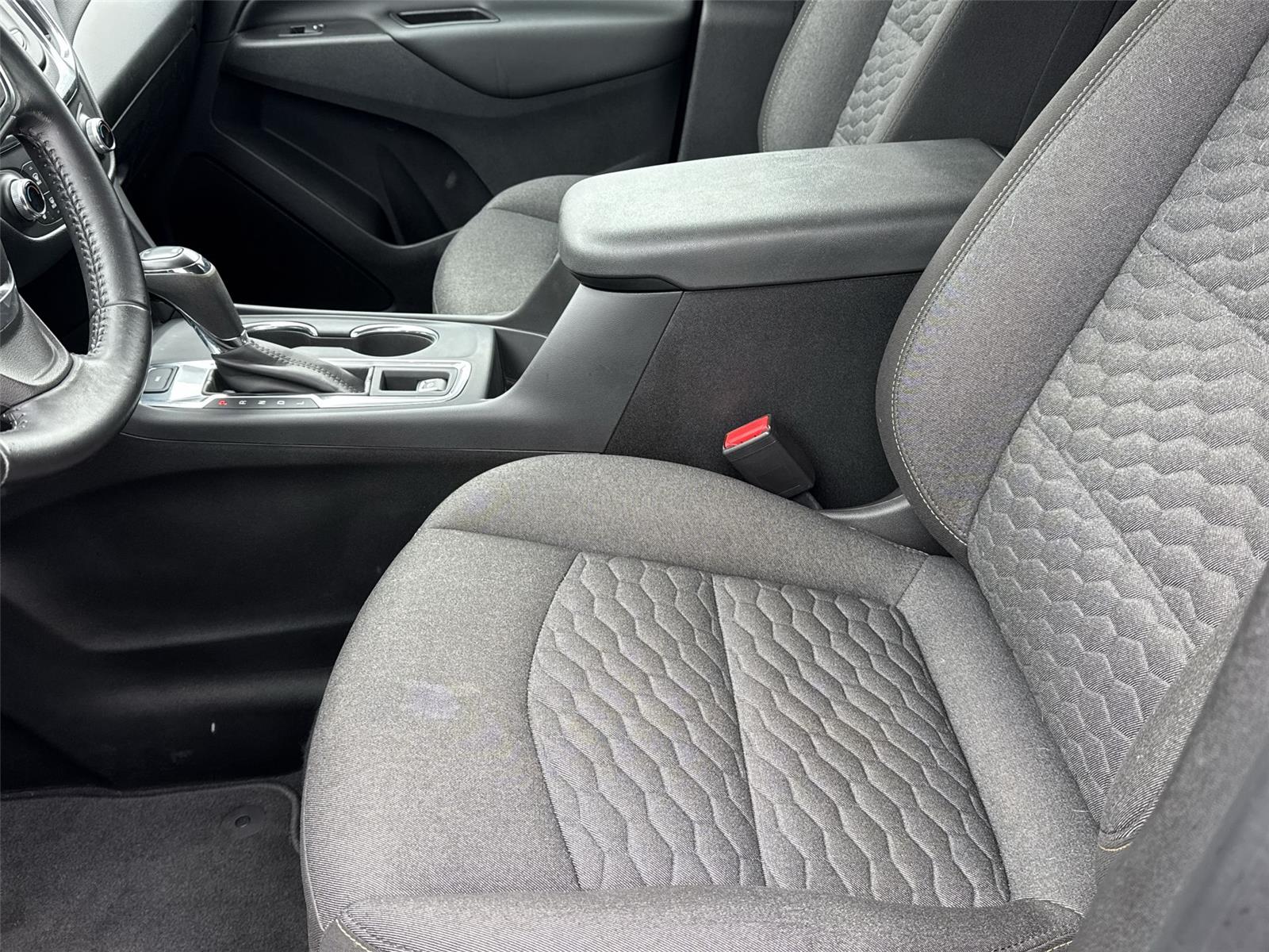 Thumbnail: 2021 Chevrolet Equinox - 11