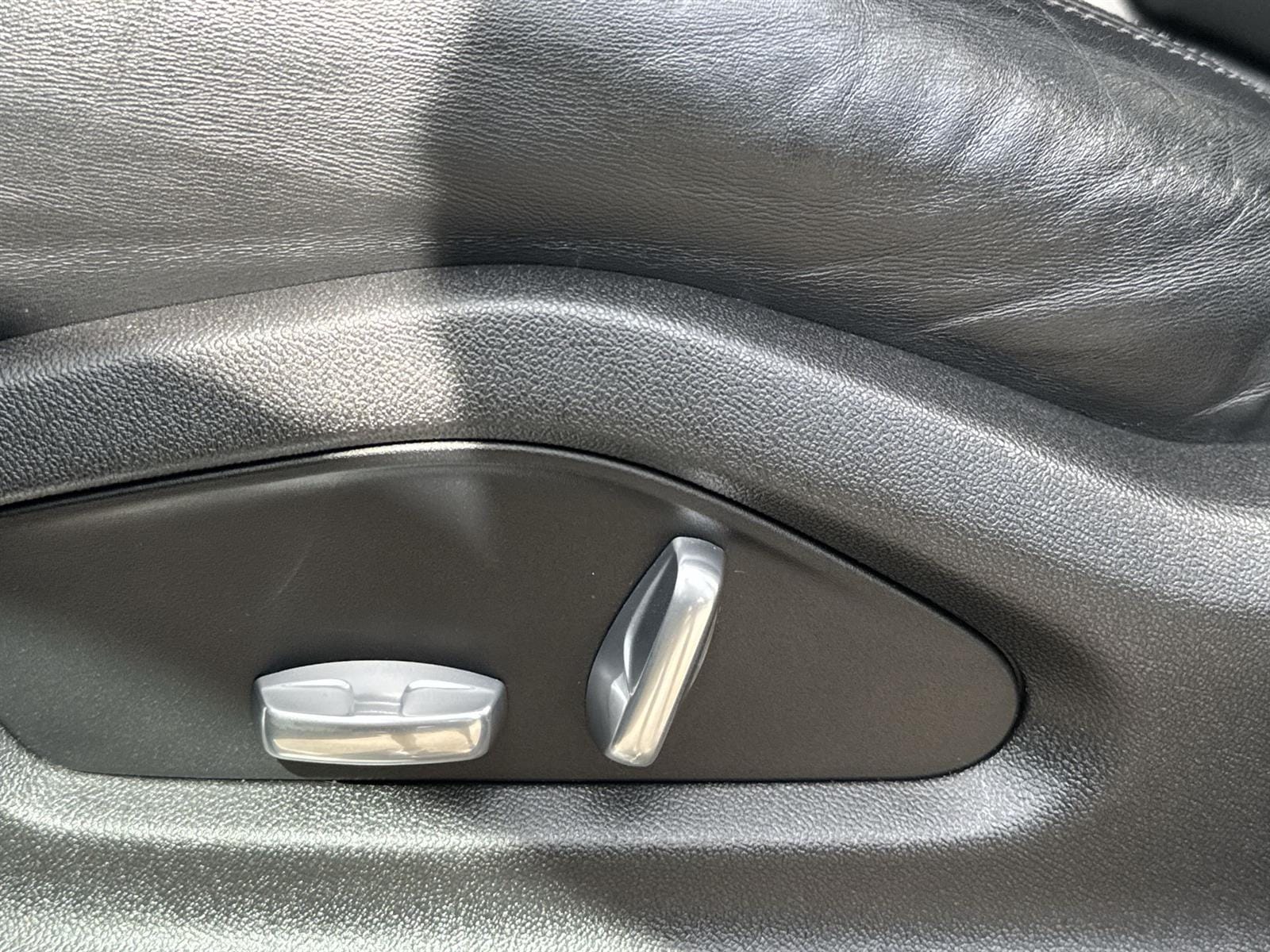 Thumbnail: 2019 Porsche Cayenne - 13