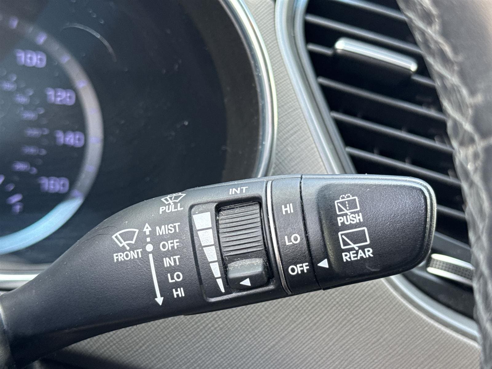Thumbnail: 2019 Hyundai Santa Fe - 21