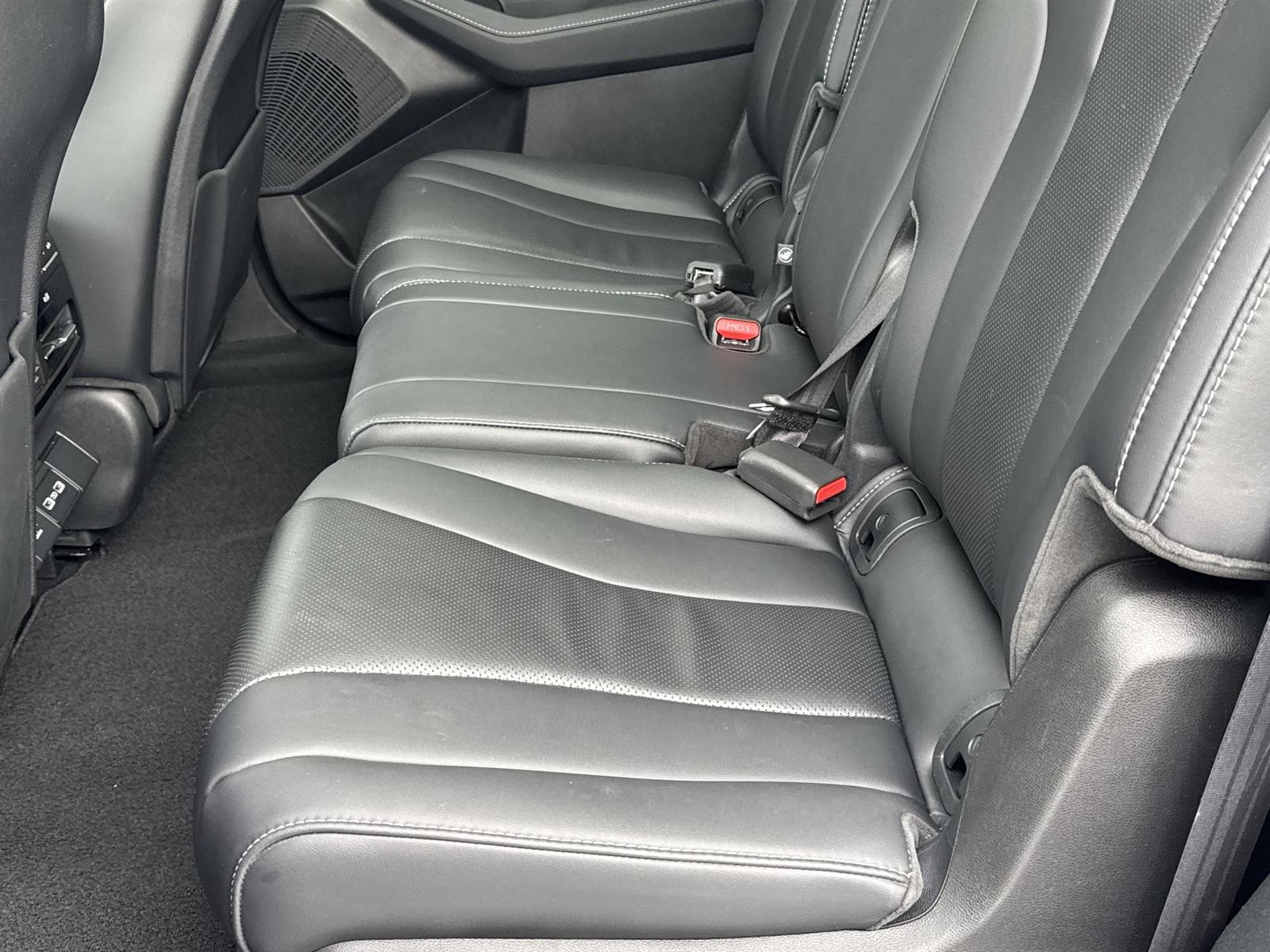 Thumbnail: 2023 Acura MDX - 16