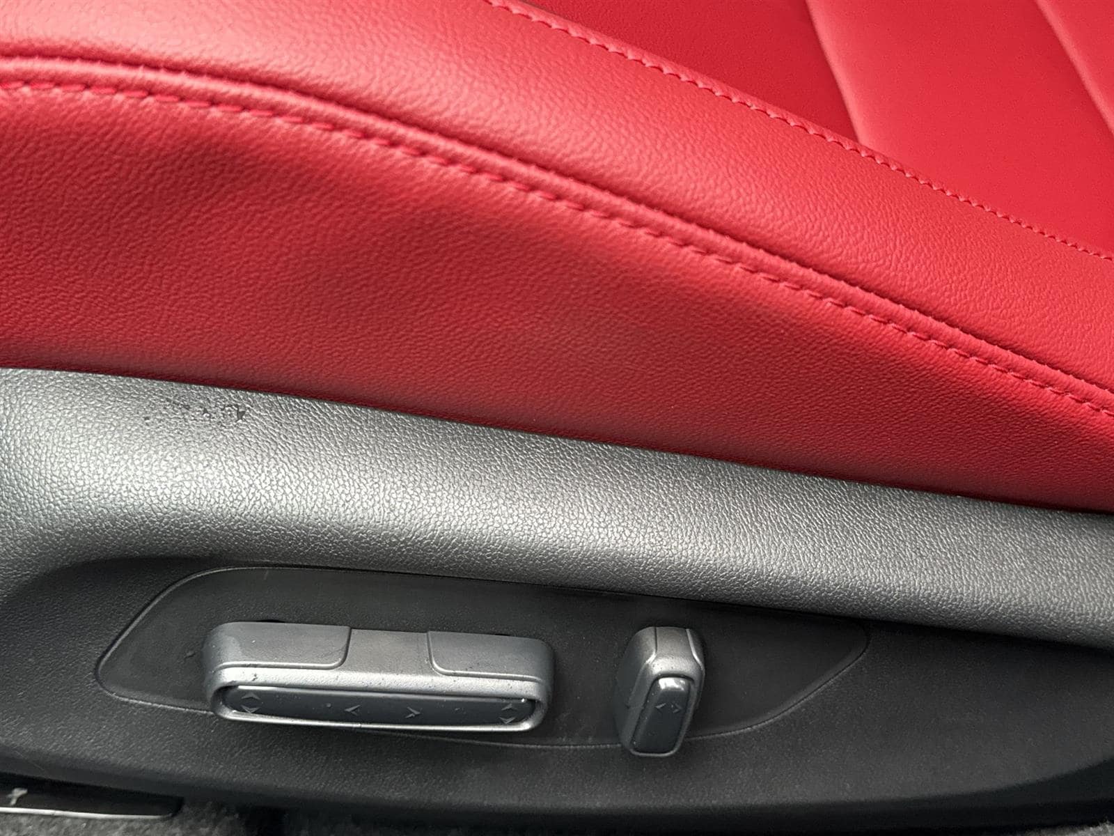 Thumbnail: 2026 Acura Integra - 12