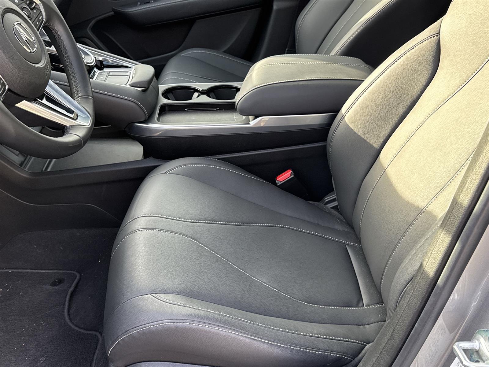 Thumbnail: 2025 Acura RDX - 11