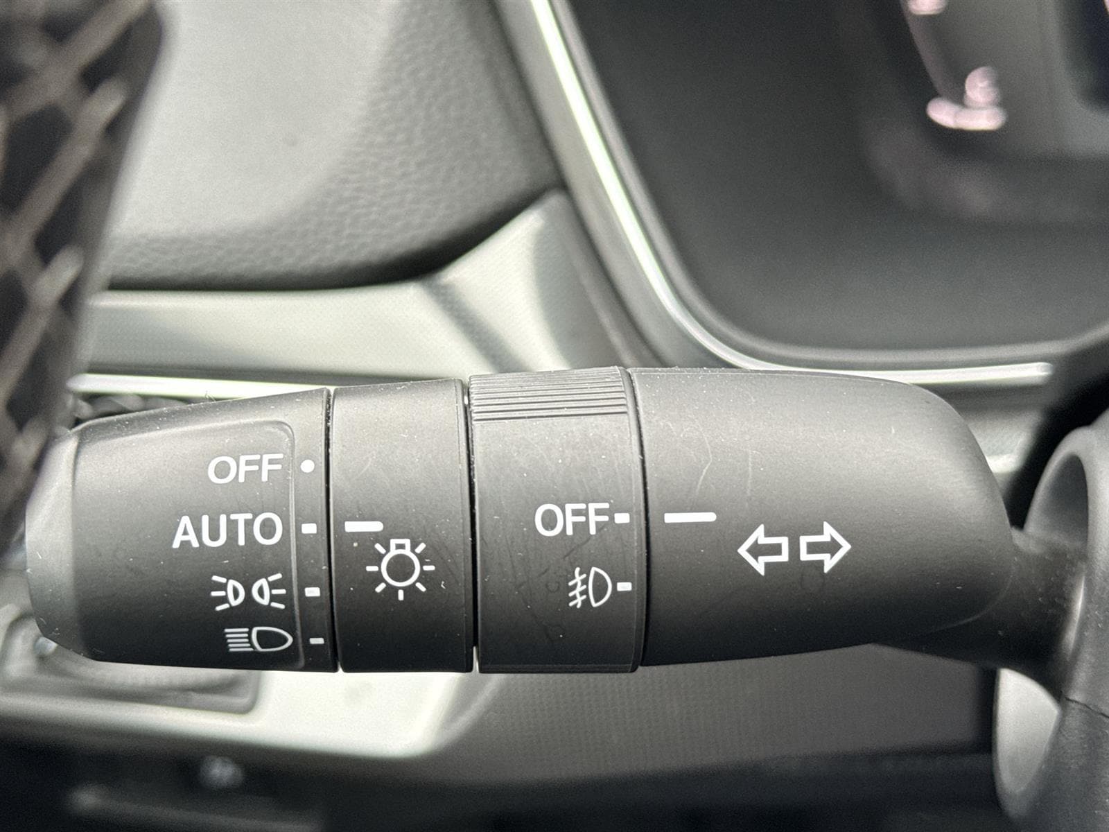 Thumbnail: 2023 Acura Integra - 22