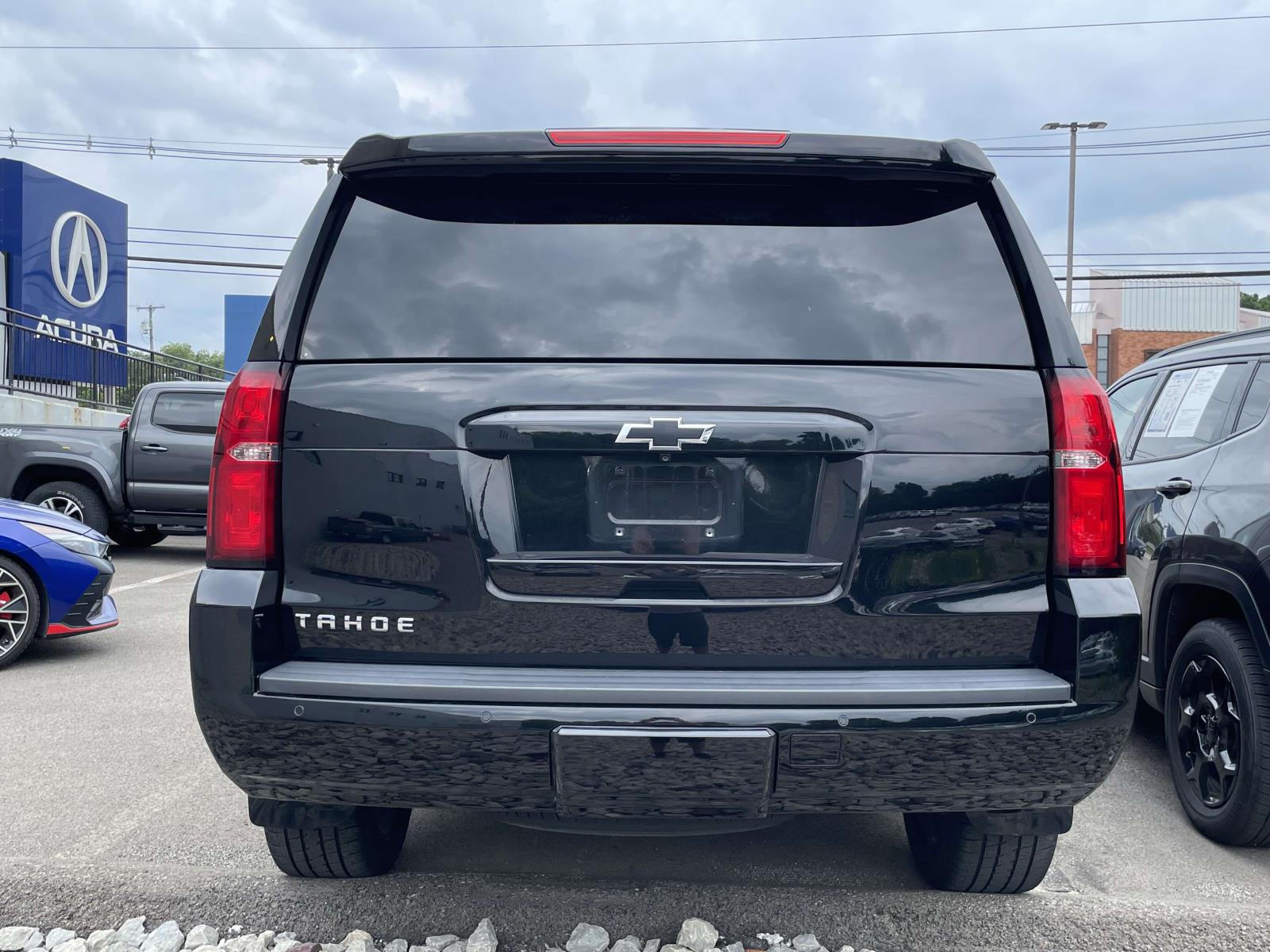 Thumbnail: 2018 Chevrolet Tahoe - 4