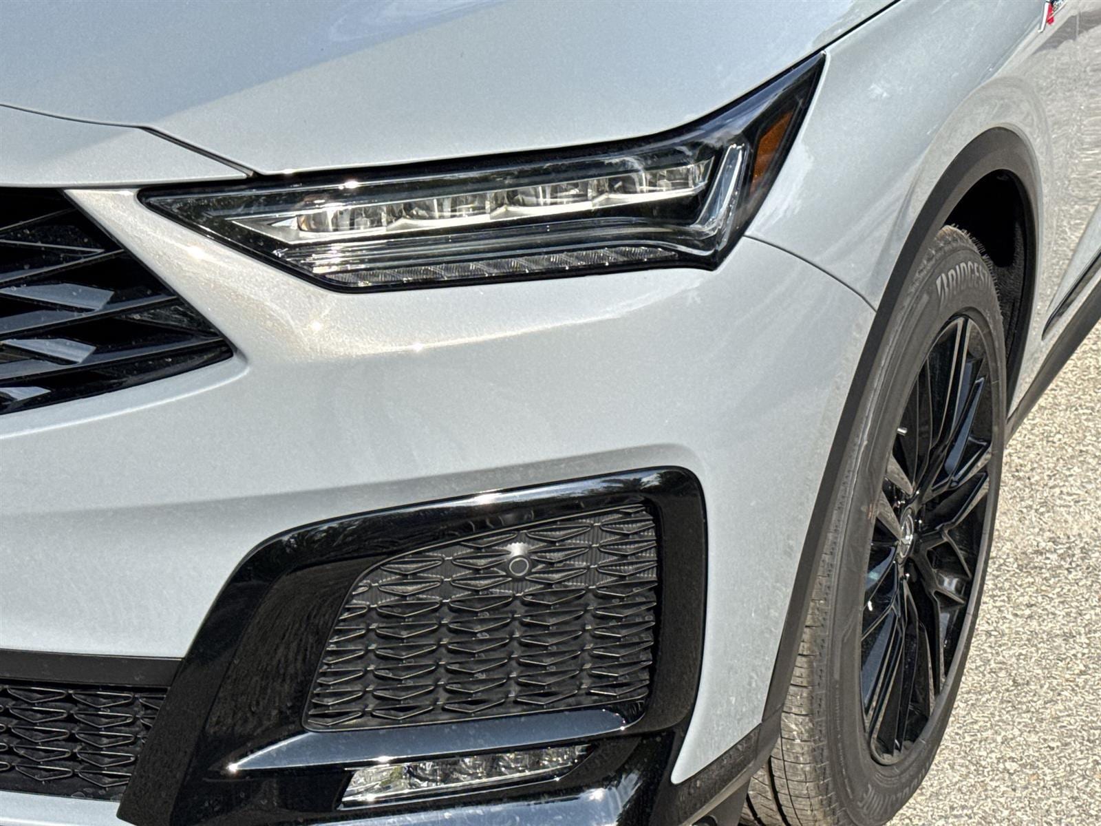 Thumbnail: 2026 Acura MDX - 9