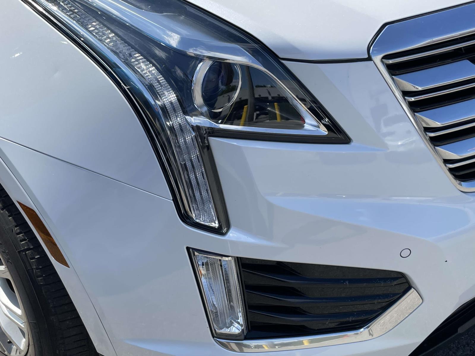 Thumbnail: 2018 Cadillac XT5 - 9