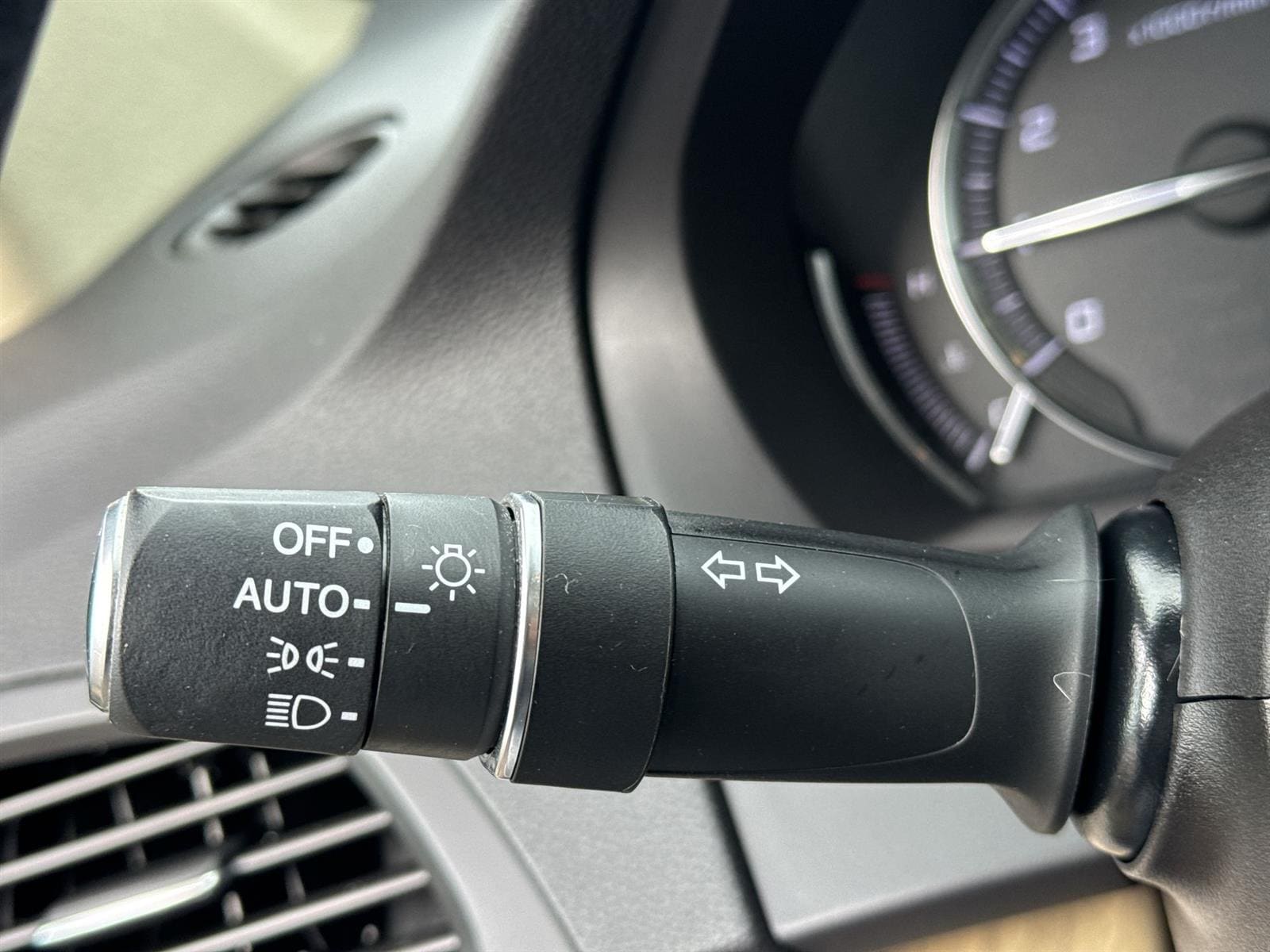 Thumbnail: 2019 Acura MDX - 23