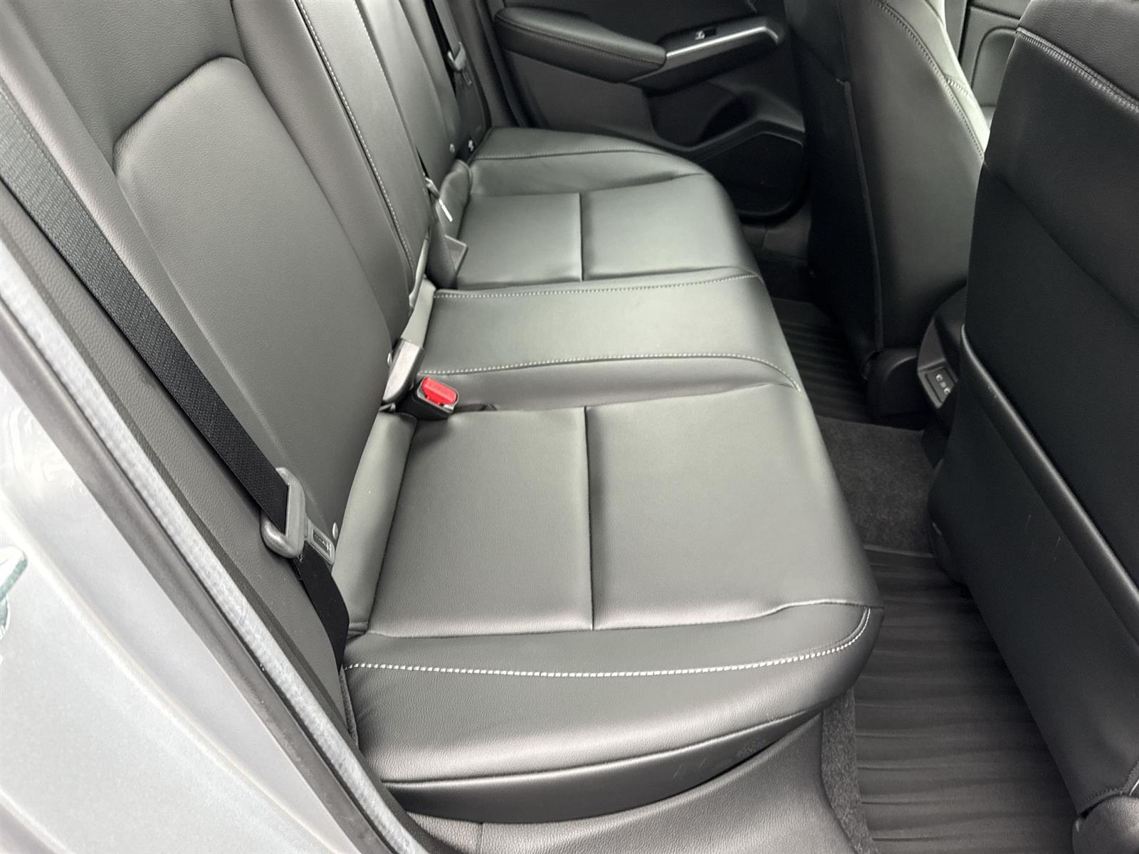 Thumbnail: 2025 Acura Integra - 15