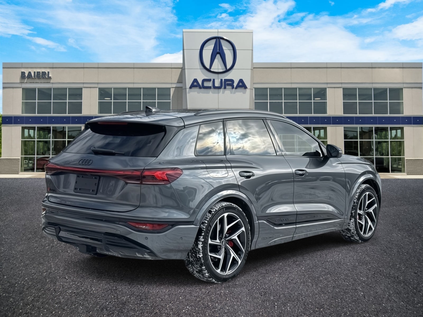 Thumbnail: 2025 Audi SQ6 e-tron - 5