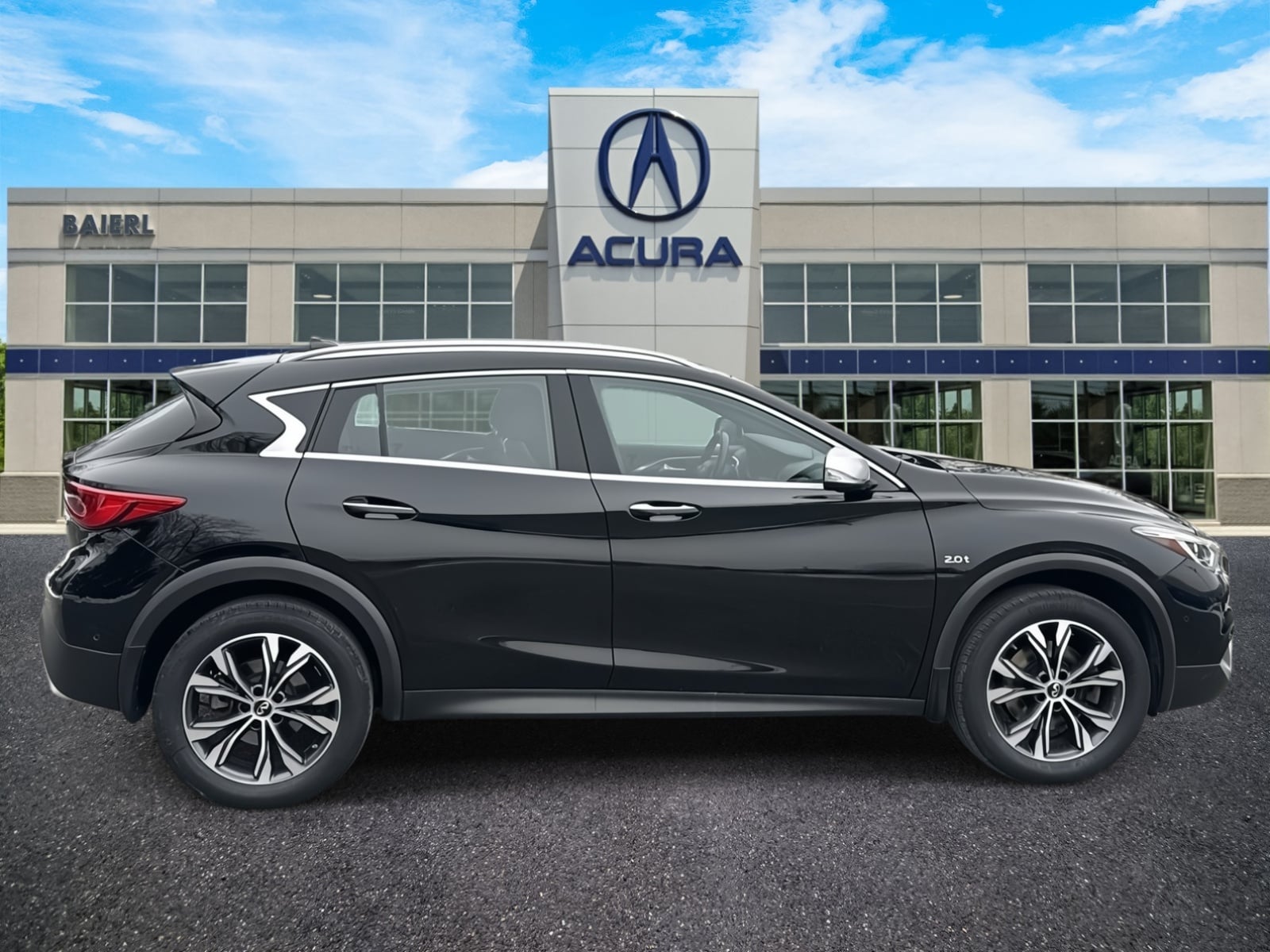 Thumbnail: 2018 INFINITI QX30 - 6
