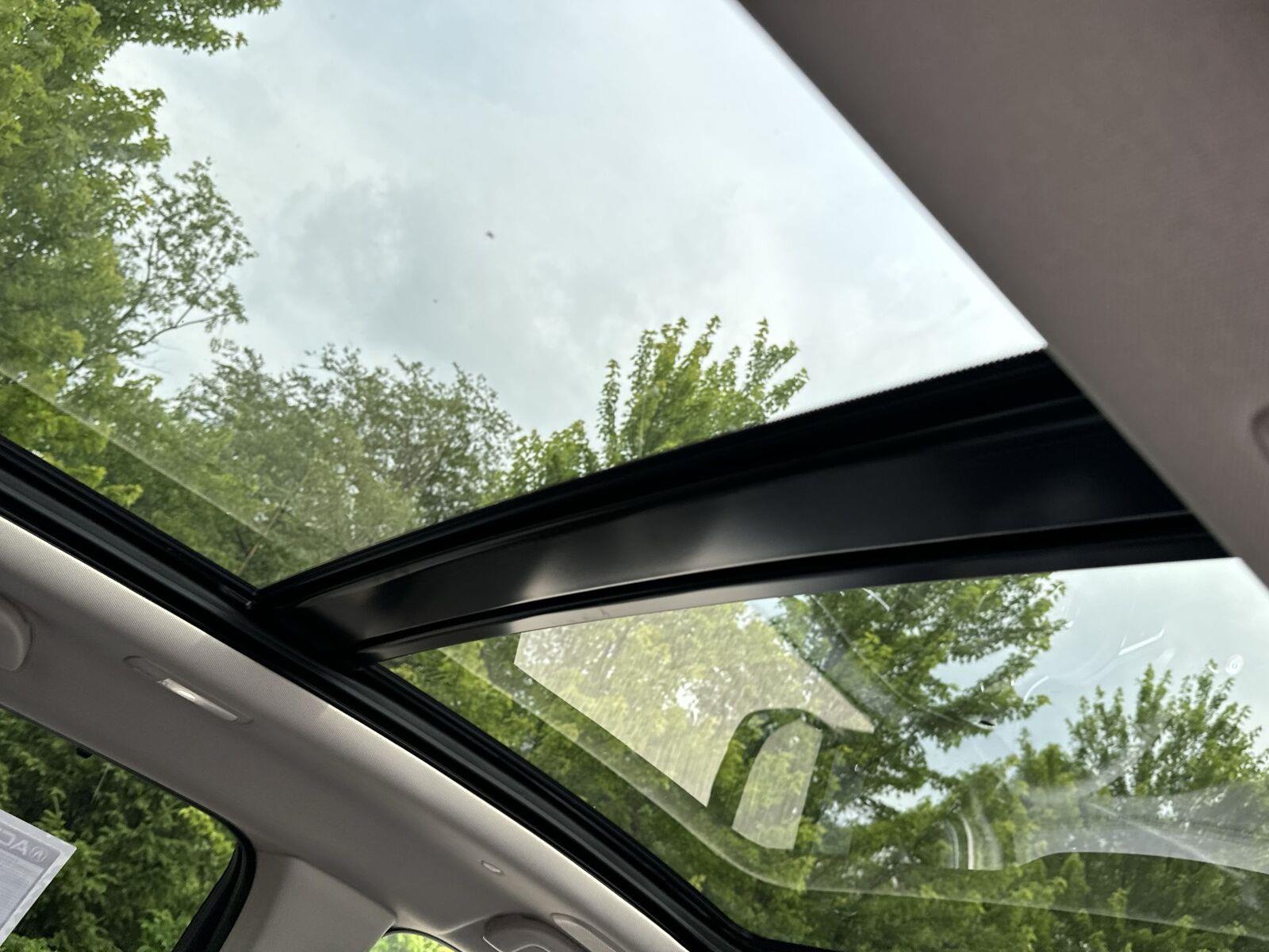 Thumbnail: 2026 Acura MDX - 17