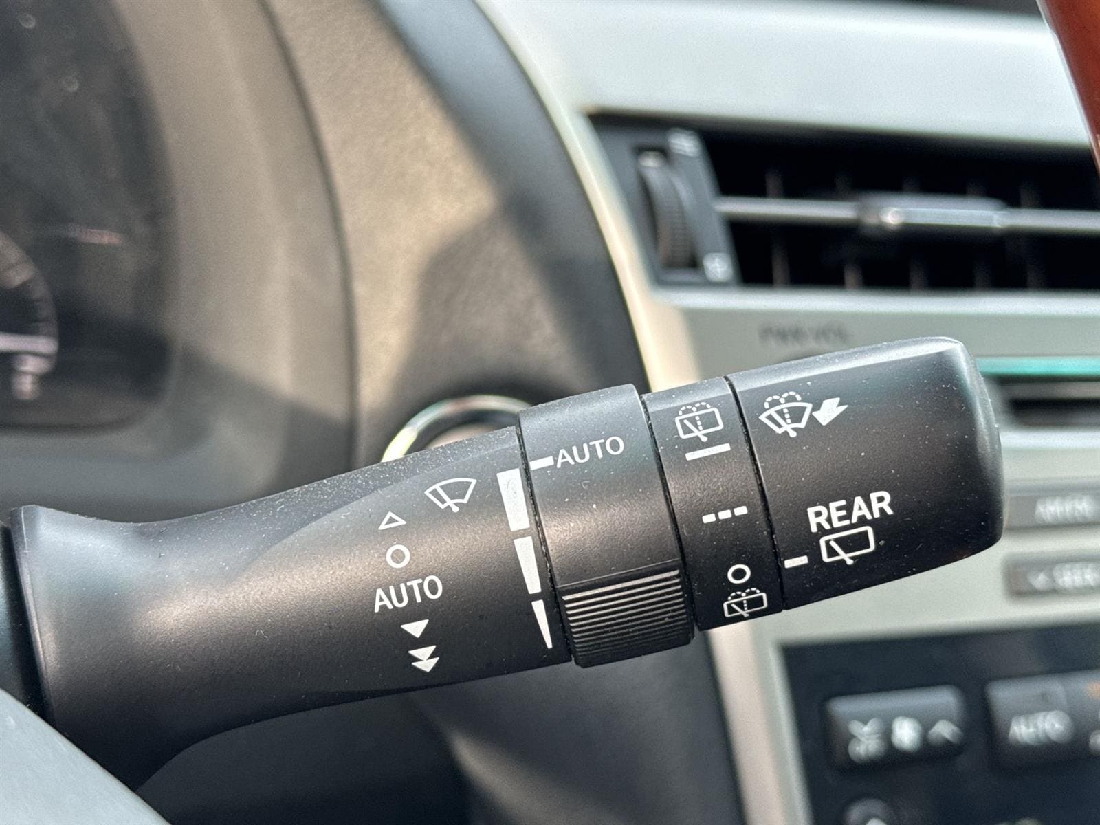 Thumbnail: 2011 Lexus RX - 21