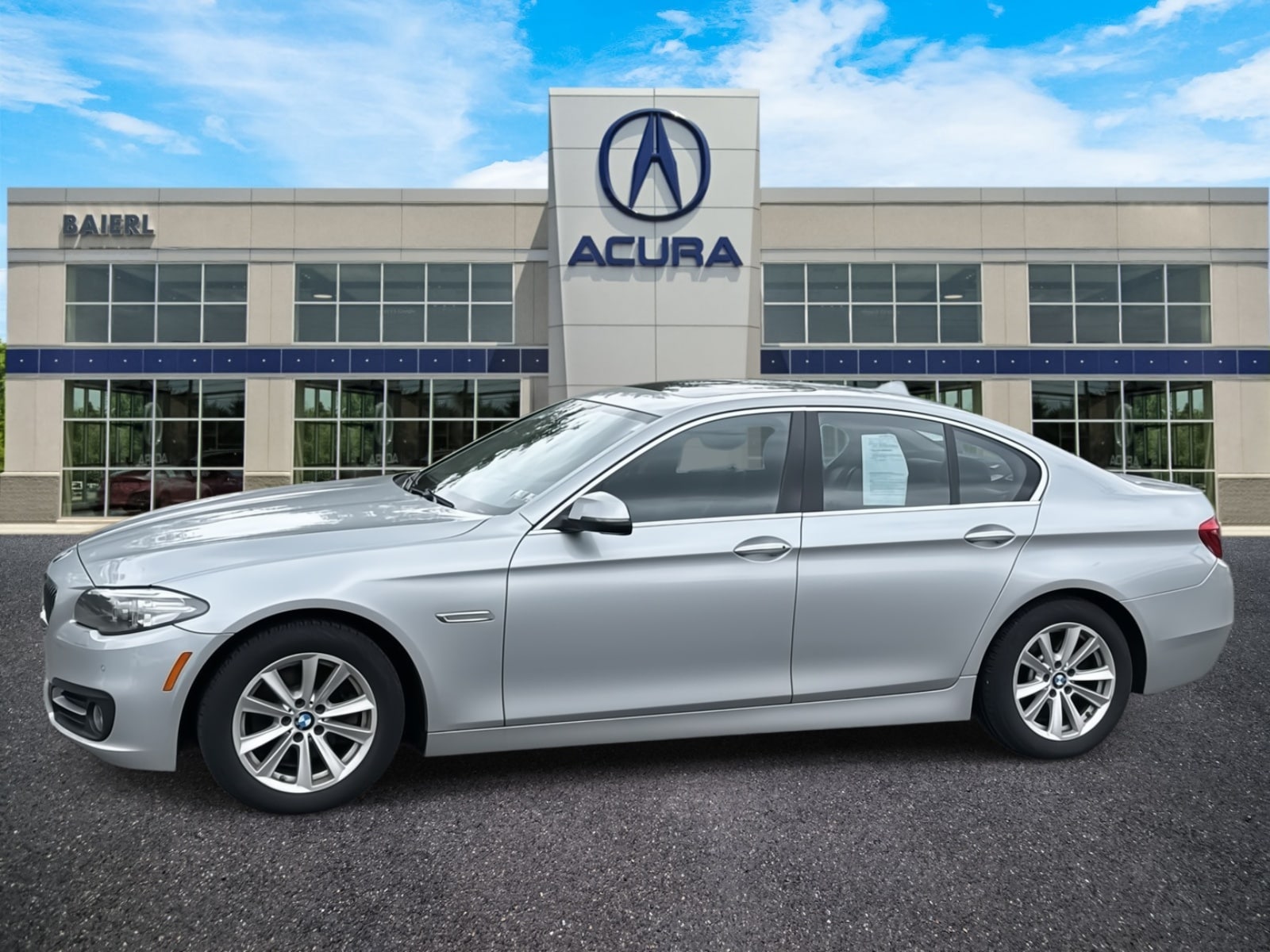 2015 BMW 5 Series 528i xDrive 2