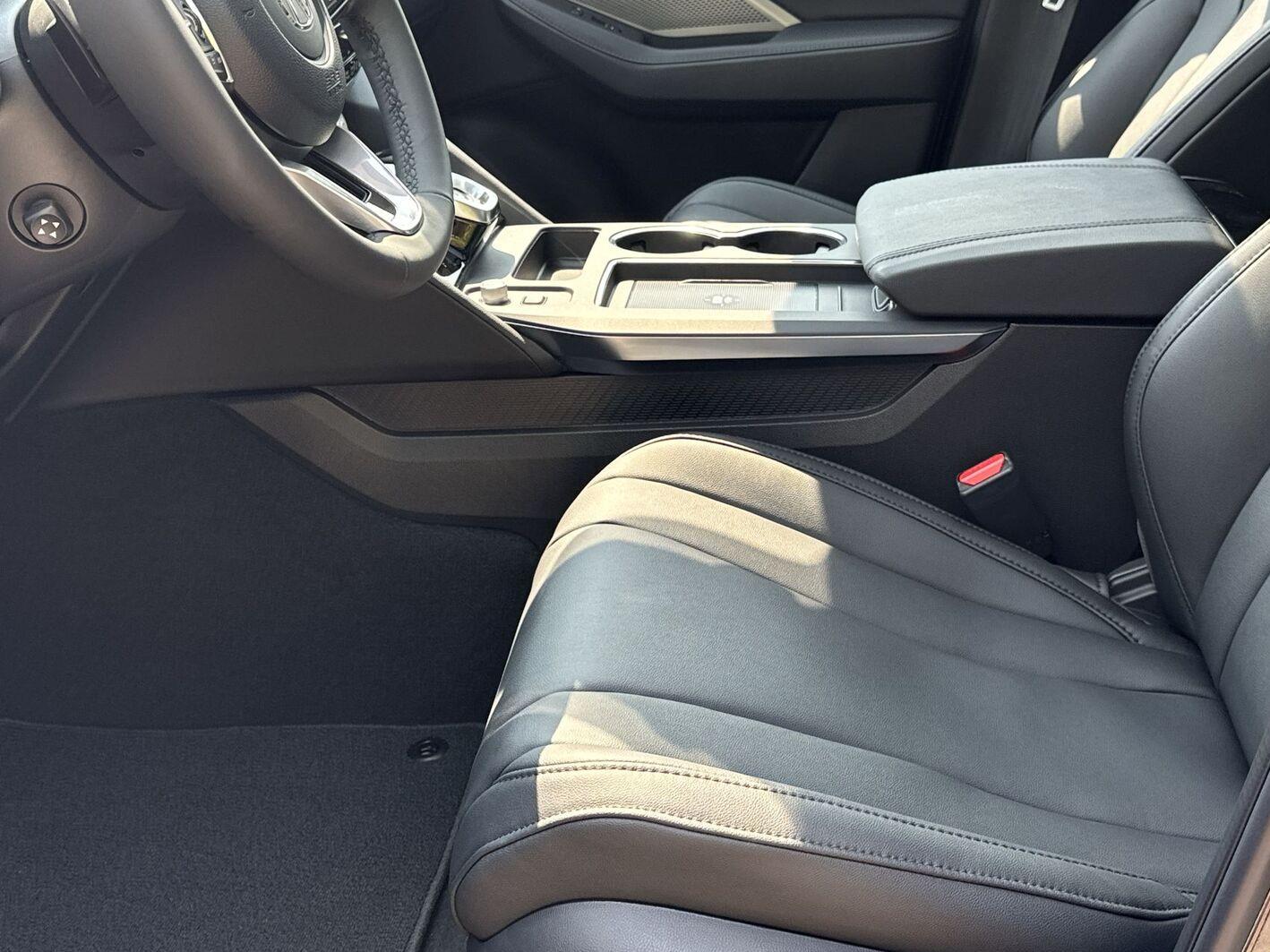 Thumbnail: 2026 Acura MDX - 12