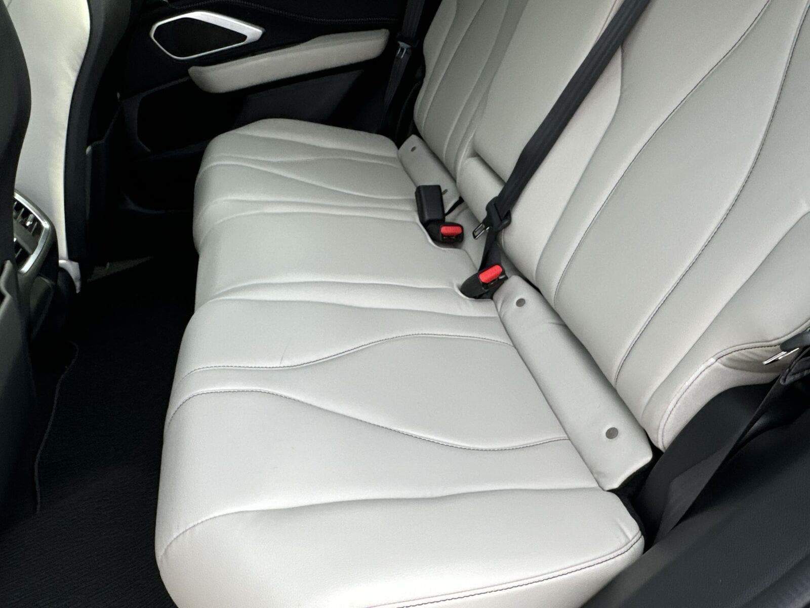 Thumbnail: 2026 Acura RDX - 17