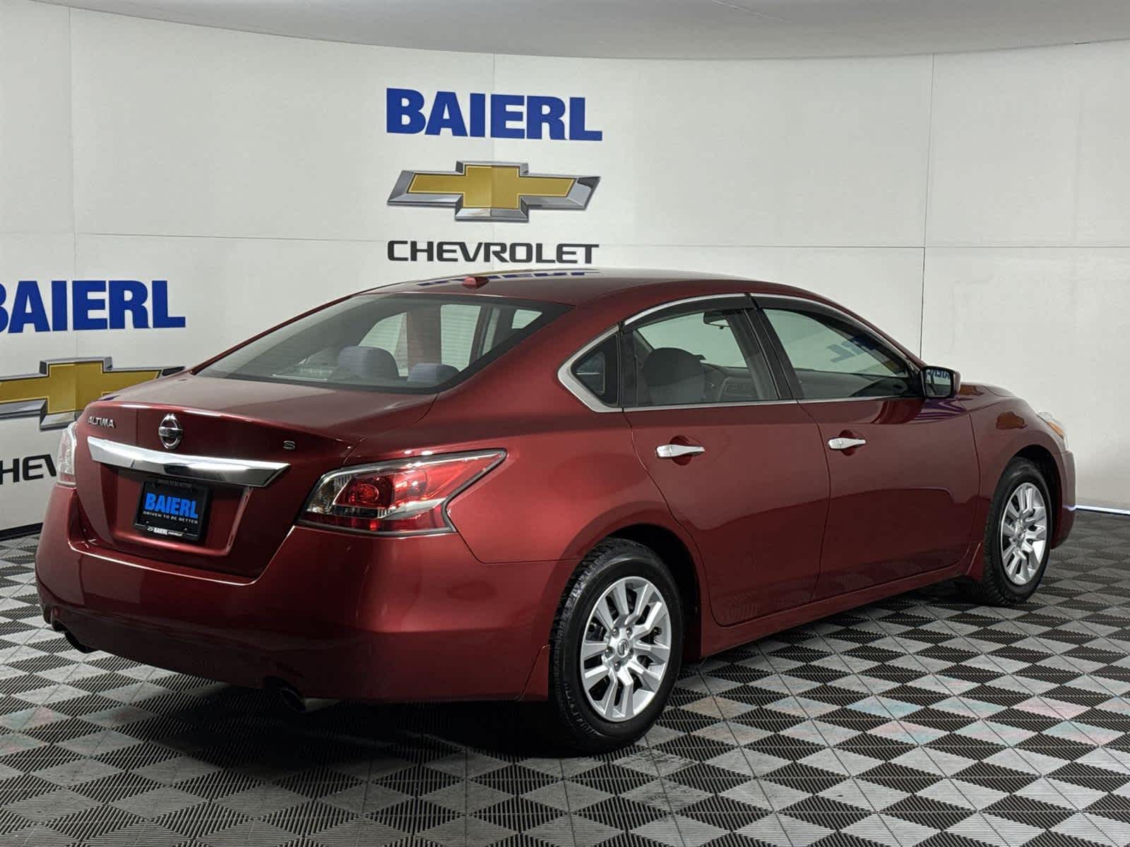 Thumbnail: 2015 Nissan Altima - 5