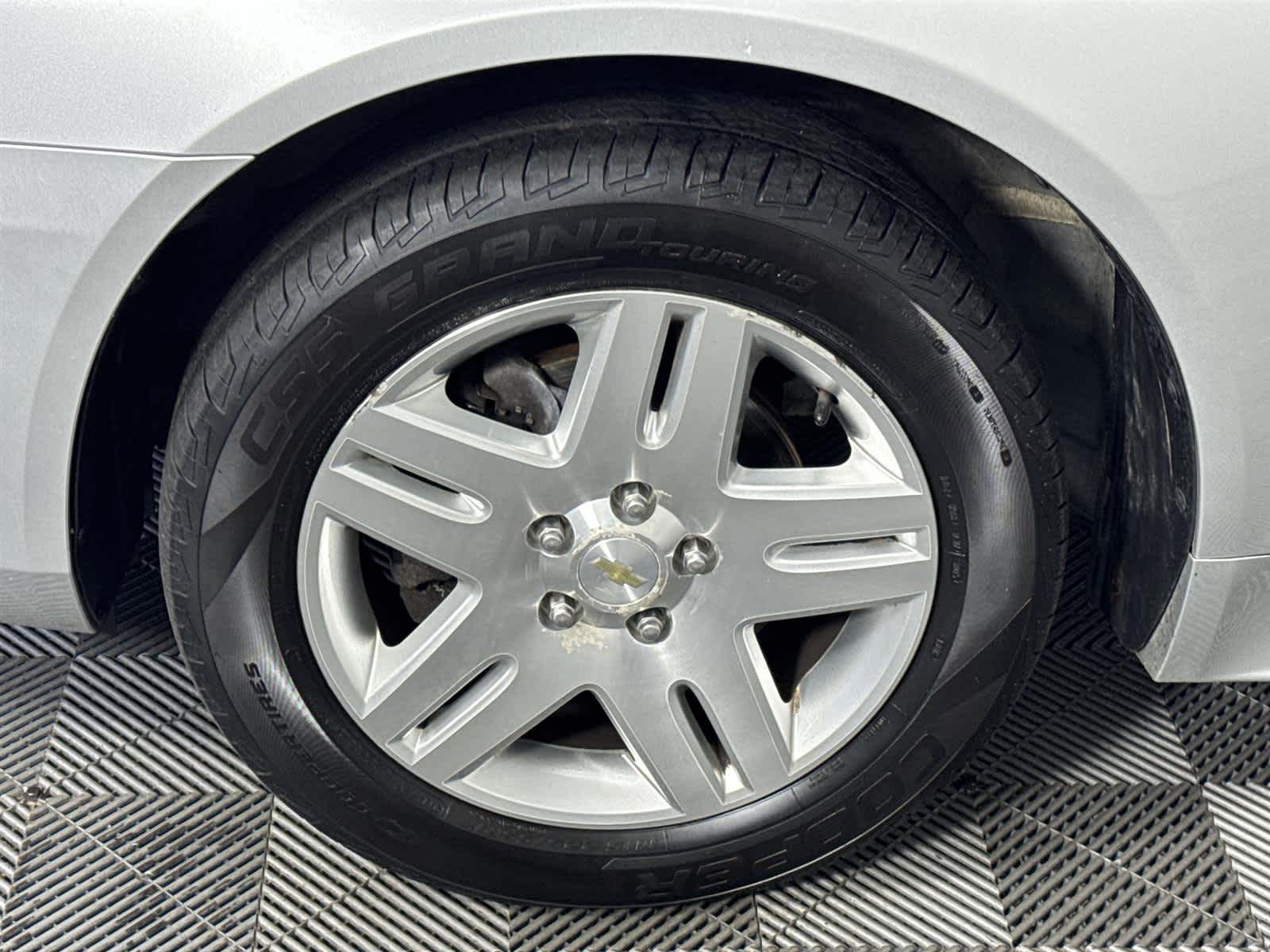 Thumbnail: 2013 Chevrolet Impala - 10