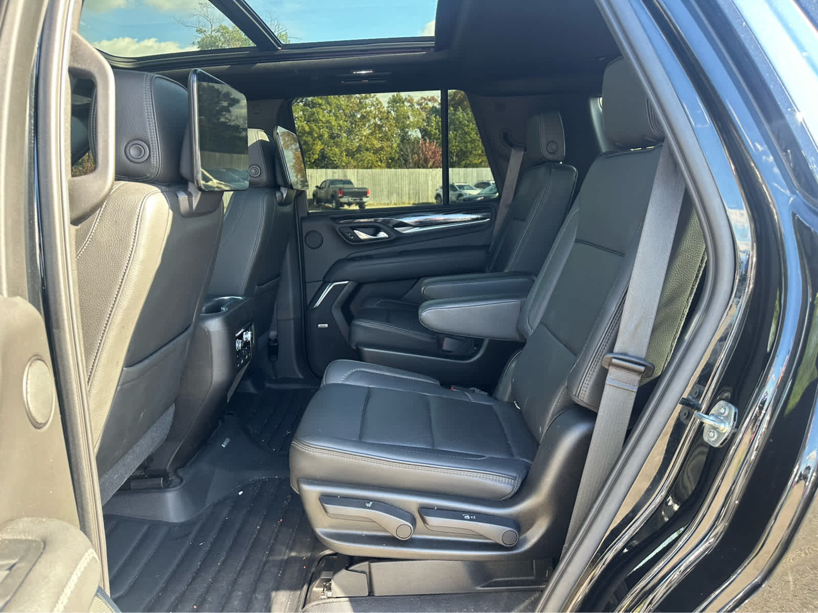 Thumbnail: 2021 GMC Yukon - 29