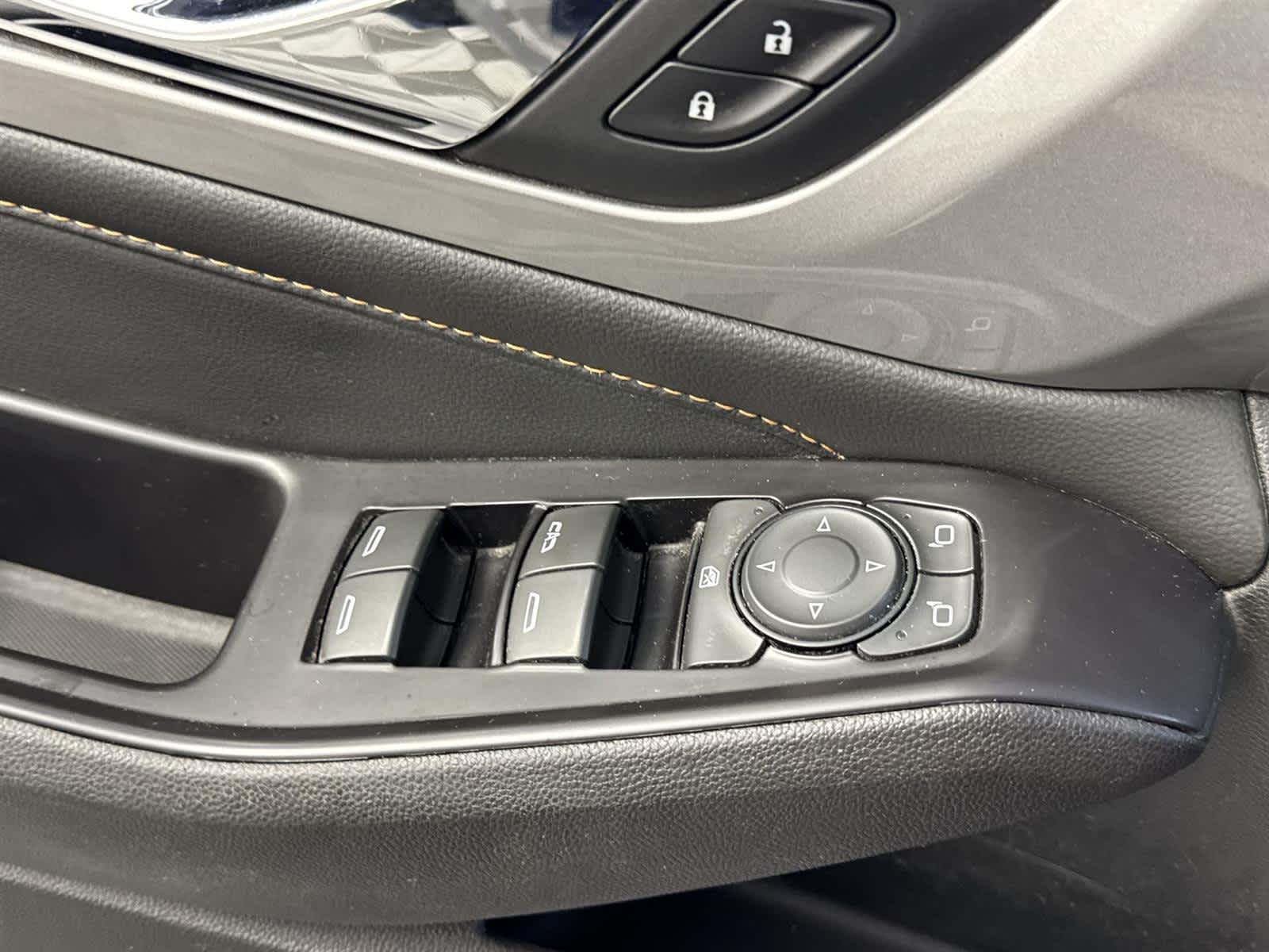 Thumbnail: 2018 Chevrolet Traverse - 23