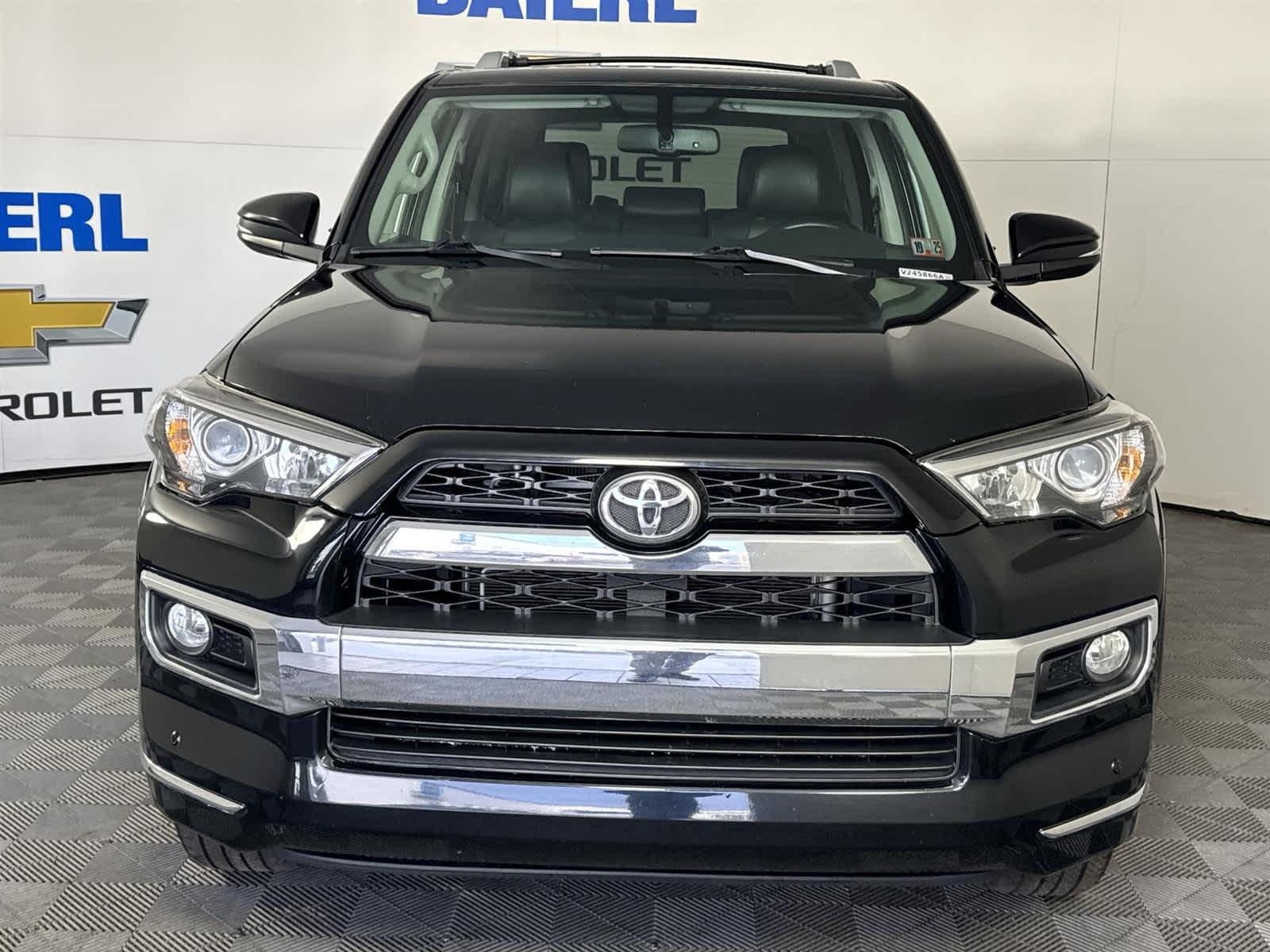 Thumbnail: 2015 Toyota 4Runner - 8