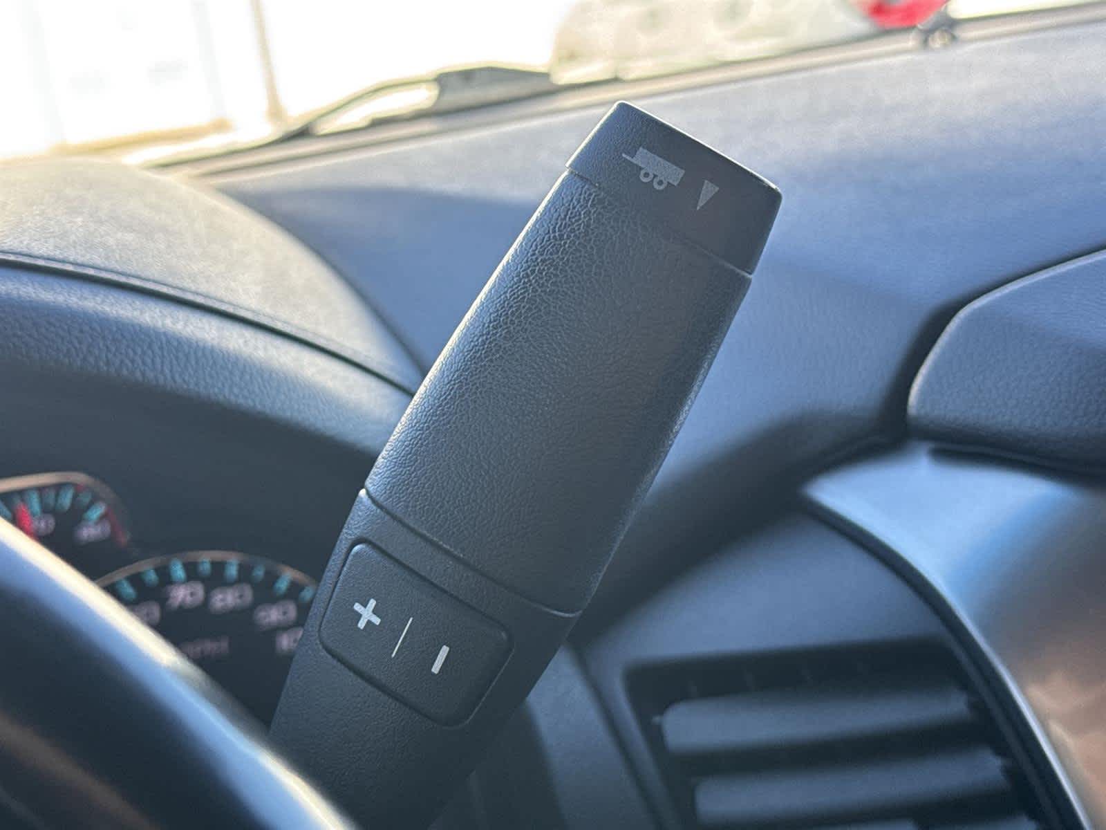 Thumbnail: 2019 Chevrolet Tahoe - 21