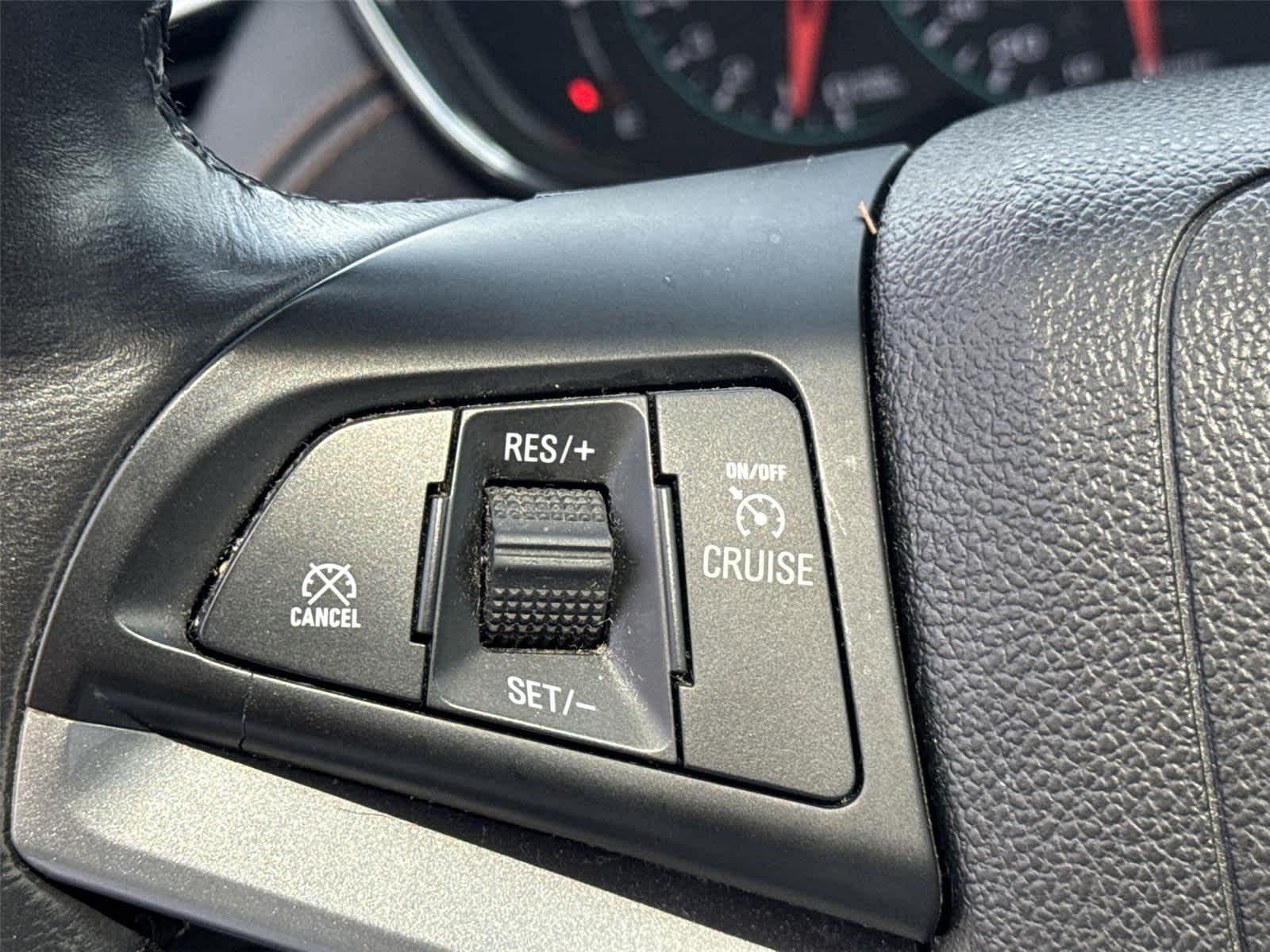Thumbnail: 2017 Chevrolet Trax - 26