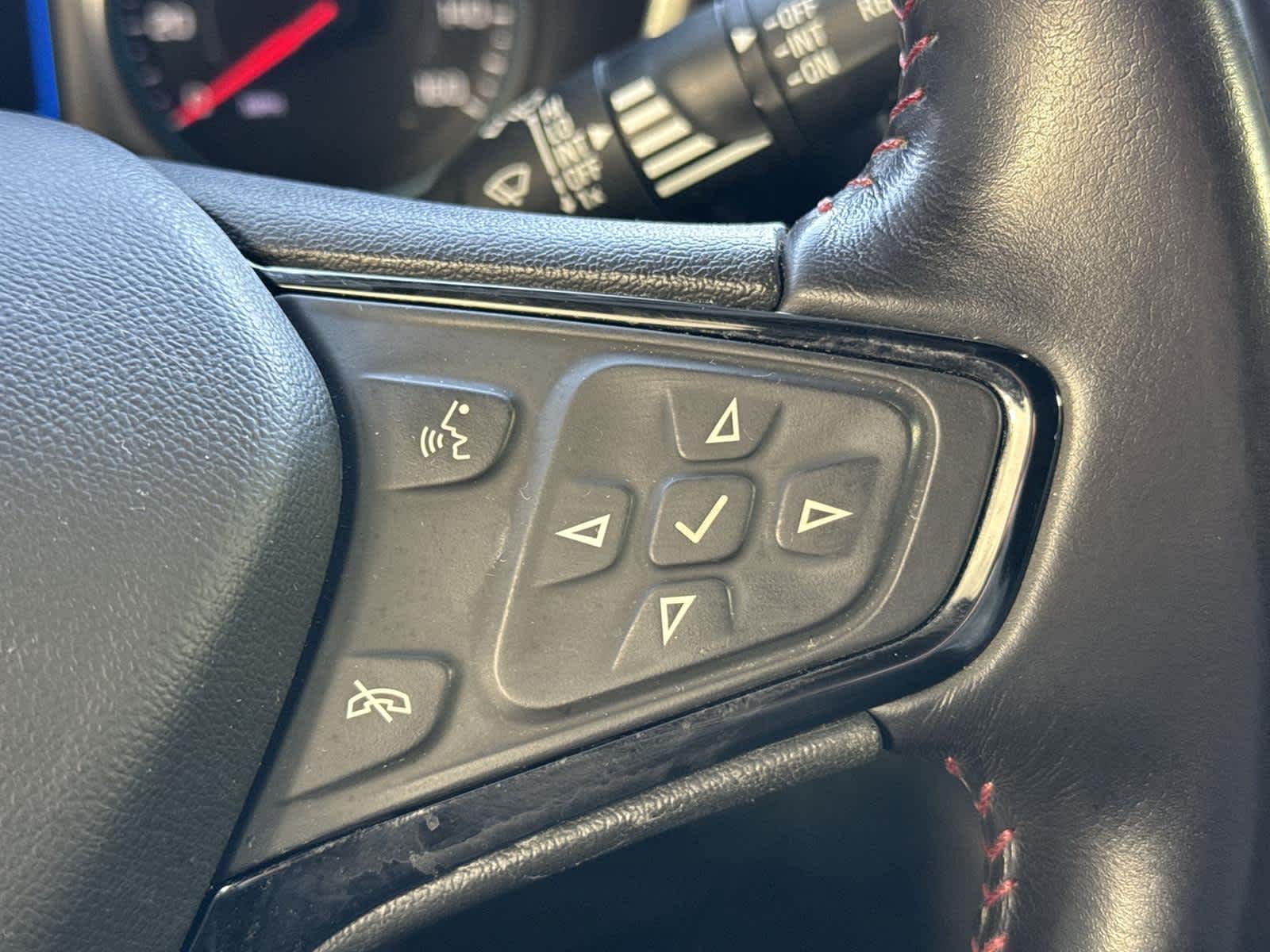 Thumbnail: 2022 Chevrolet Equinox - 26