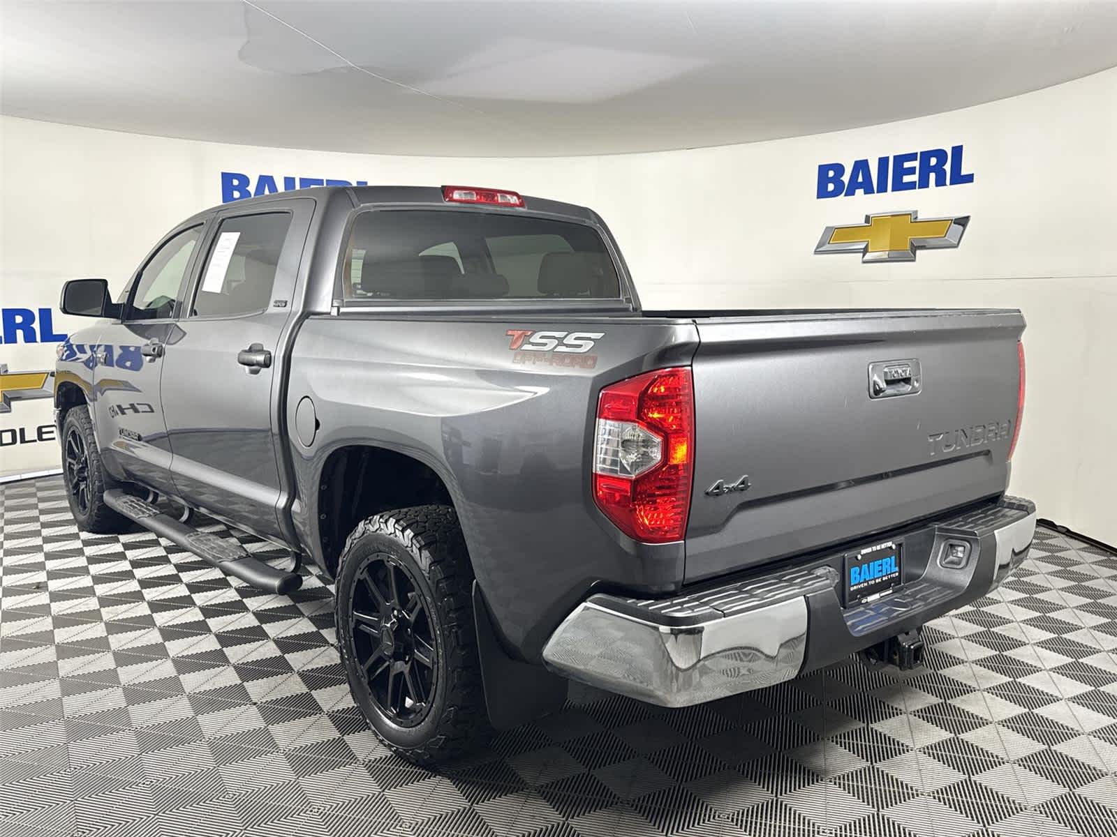 Thumbnail: 2019 Toyota Tundra - 3